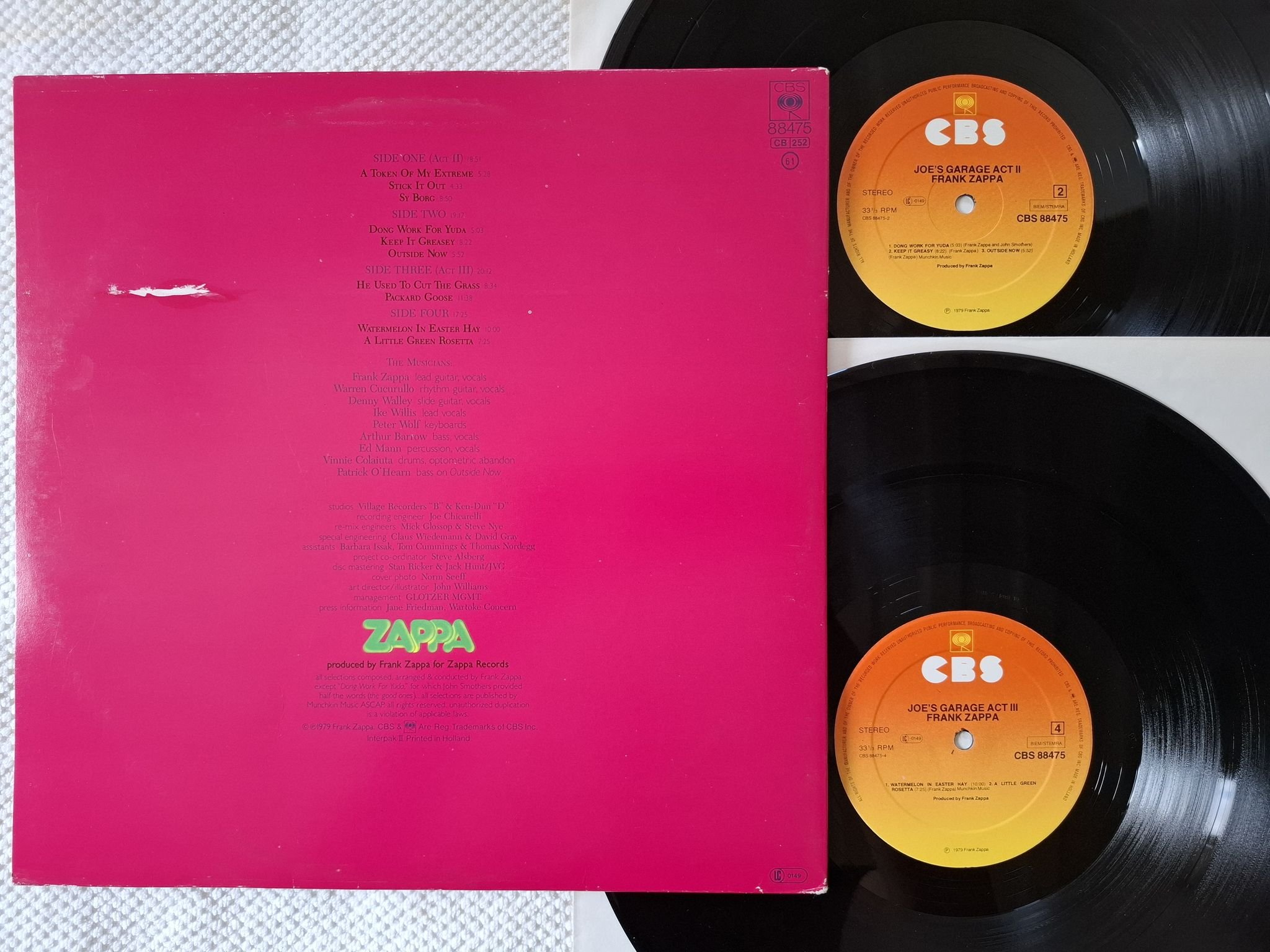 Omslagsbild för skivan FRANK ZAPPA joe´s garage acts II & III 2xLP -79 CBS 88475