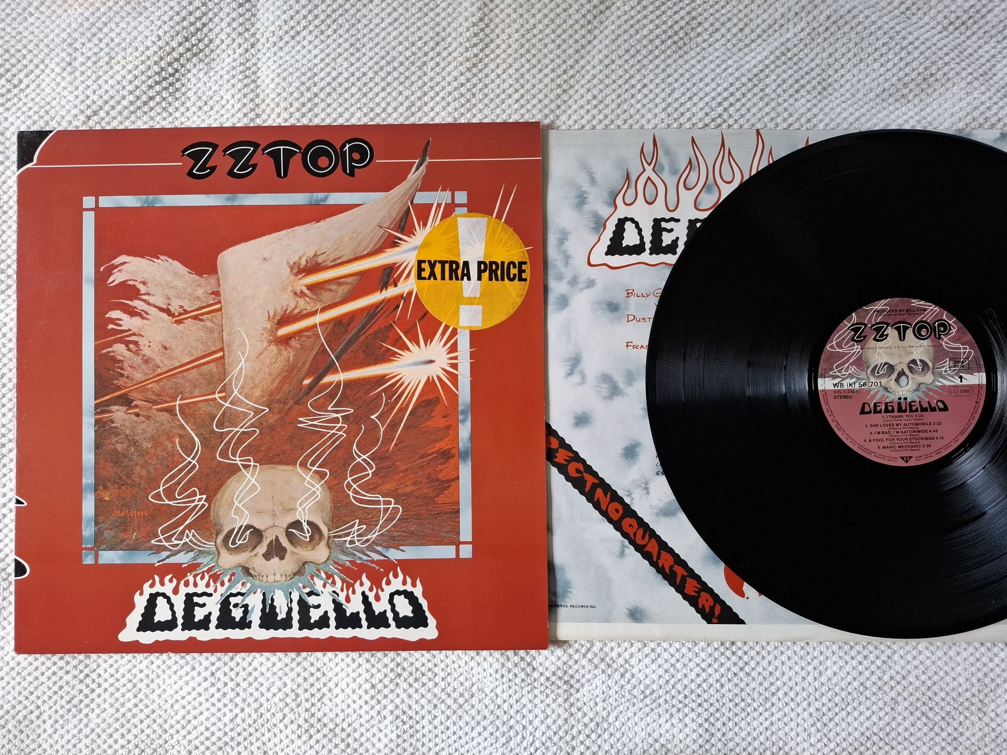 Omslagsbild för skivan ZZ TOP deguello LP -79 Warner Bros. Records WB 56 701