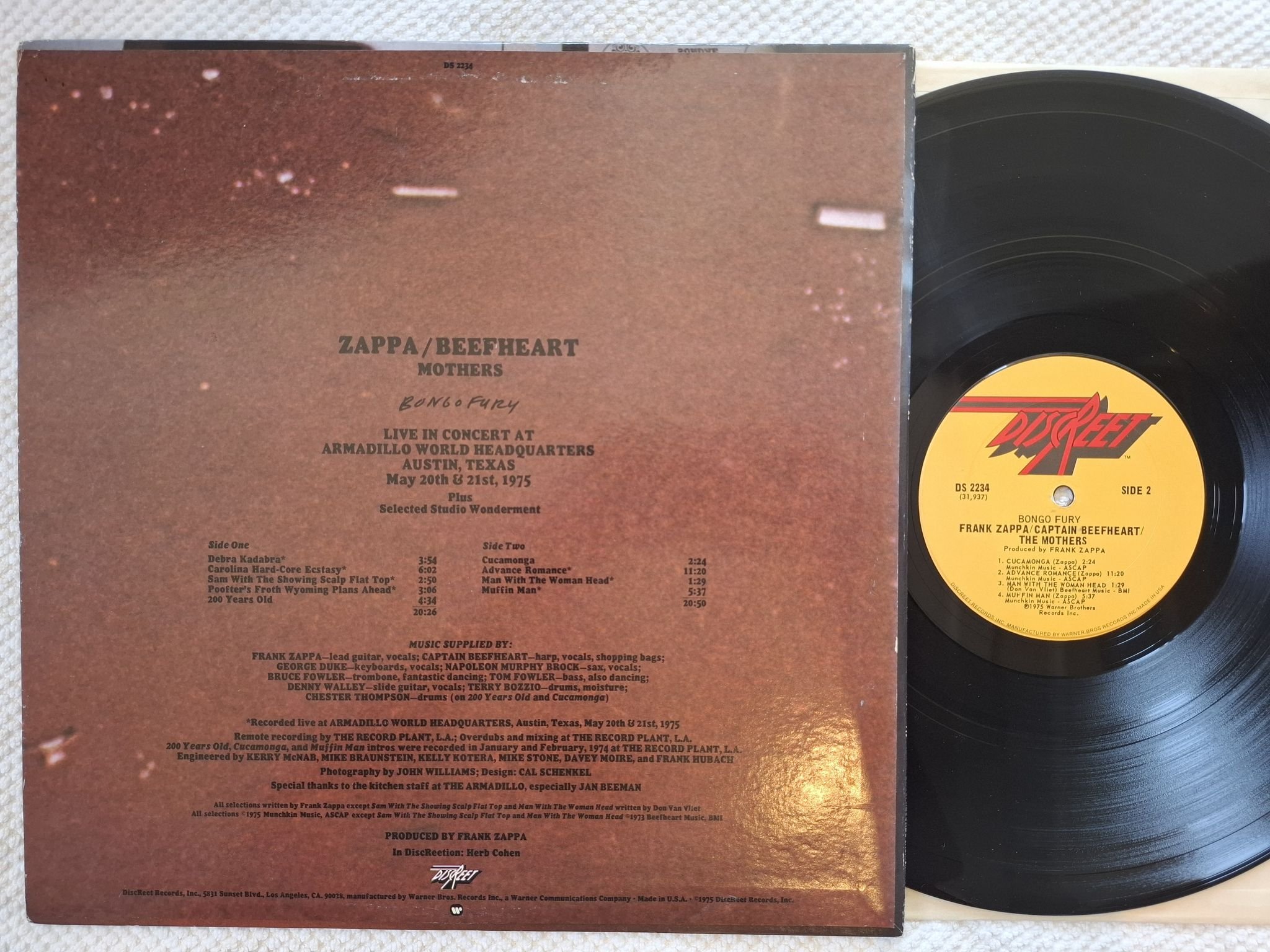 Omslagsbild för skivan ZAPPA / BEEFHEART / MOTHERS bongo furry LP -75 DiscReet DS 2234