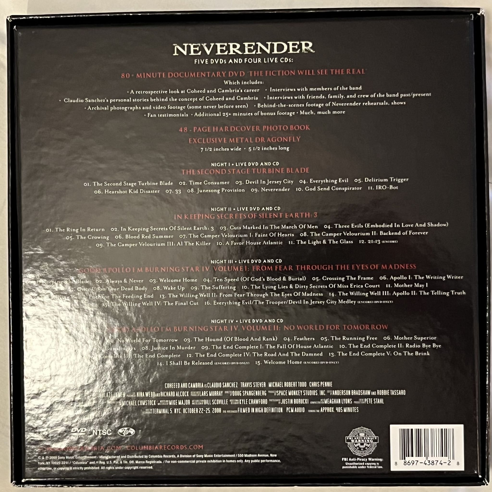 Omslagsbild för skivan Coheed And Cambria – Neverender: Children Of The Fence 4xcd 5xDVD BOX 2009