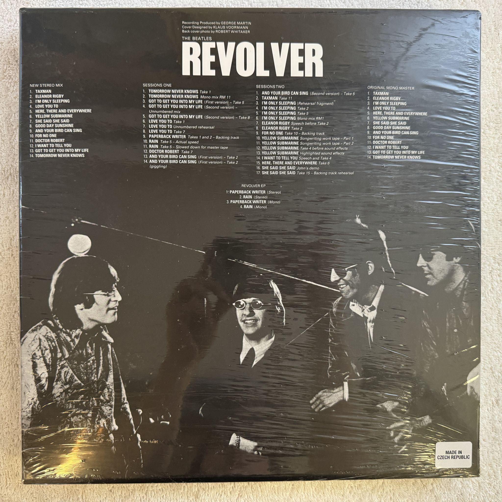Omslagsbild för skivan THE BEATLES Revolver 5xCD box set 2022 APPLE 0602445599417 * SEALED *