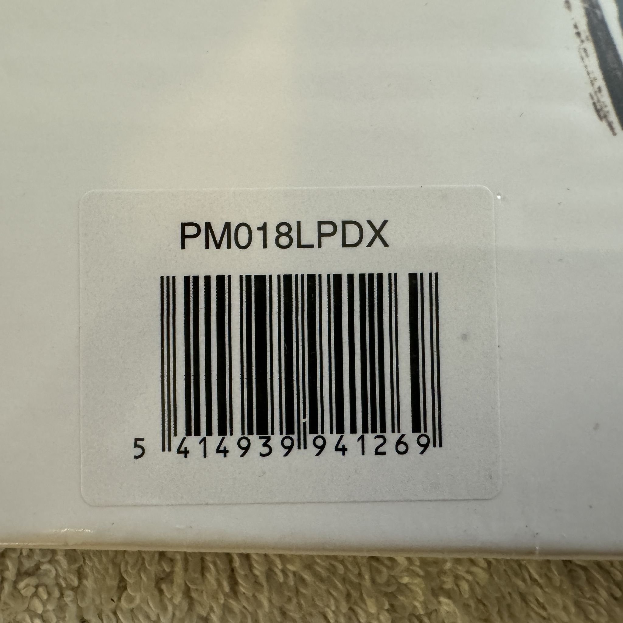 Omslagsbild för skivan PIXIES – Head Carrier LP + CD BOX 2016 Pixies Music PM018LPDX * SEALED *