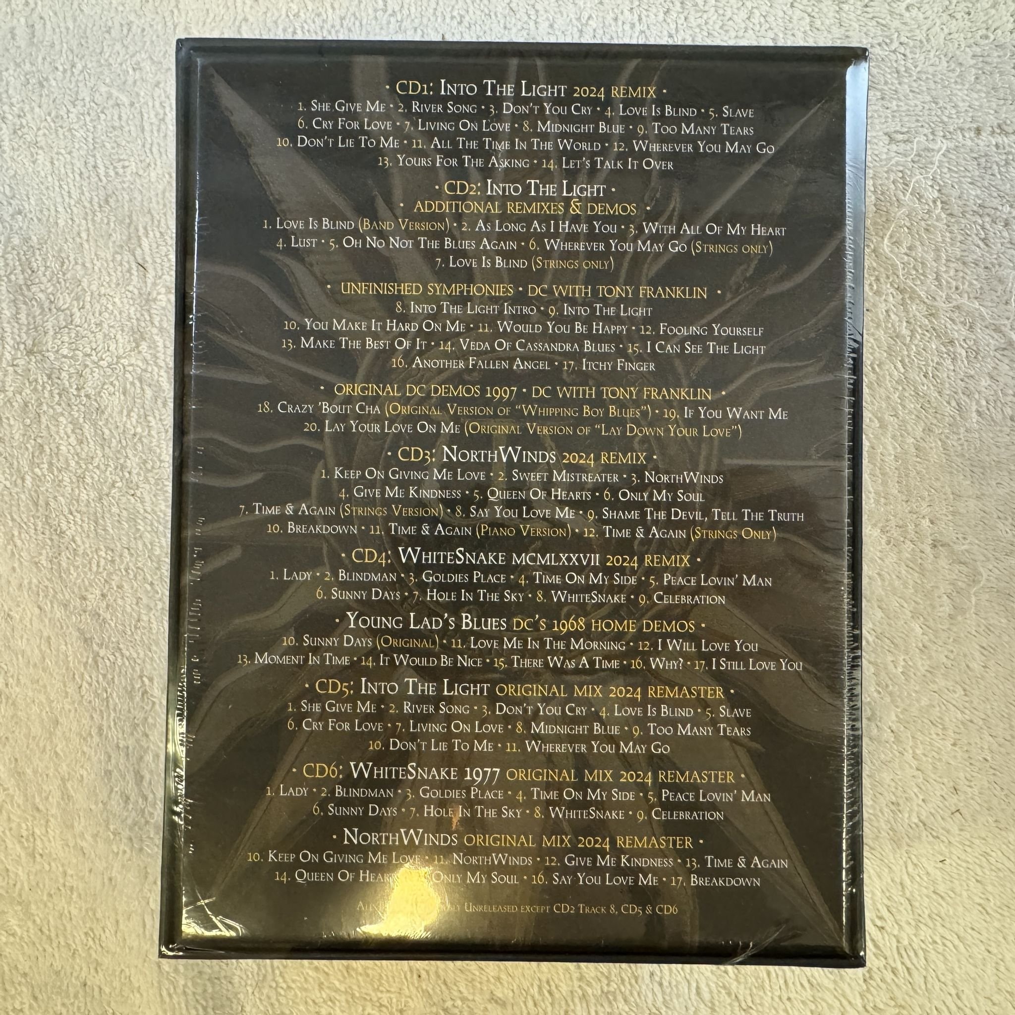 Omslagsbild för skivan WHITESNAKE into the light 6xCD box 2024 RHINO 603497824489 * SEALED *