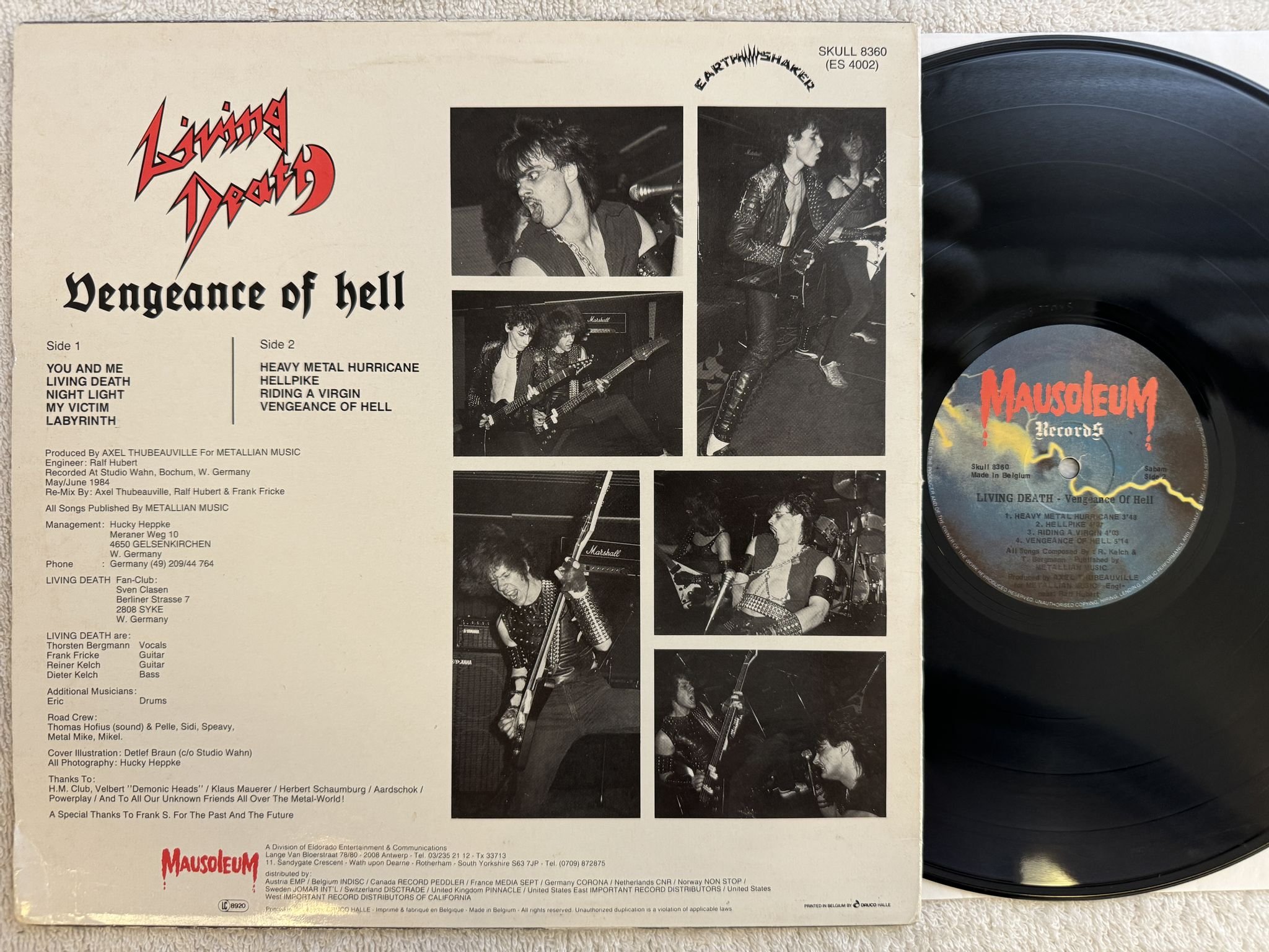 Omslagsbild för skivan LIVING DEATH Vengeance Of Hell LP -84 Belgium MAUSOLEUM SKULL 8360