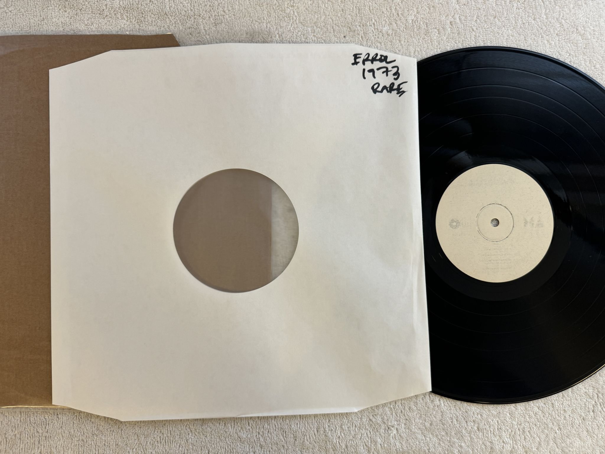 Omslagsbild för skivan ERROL s/t LP -75 Swe CBS 80617 *** TEST PRESSING *** EDDIE MEDUZA