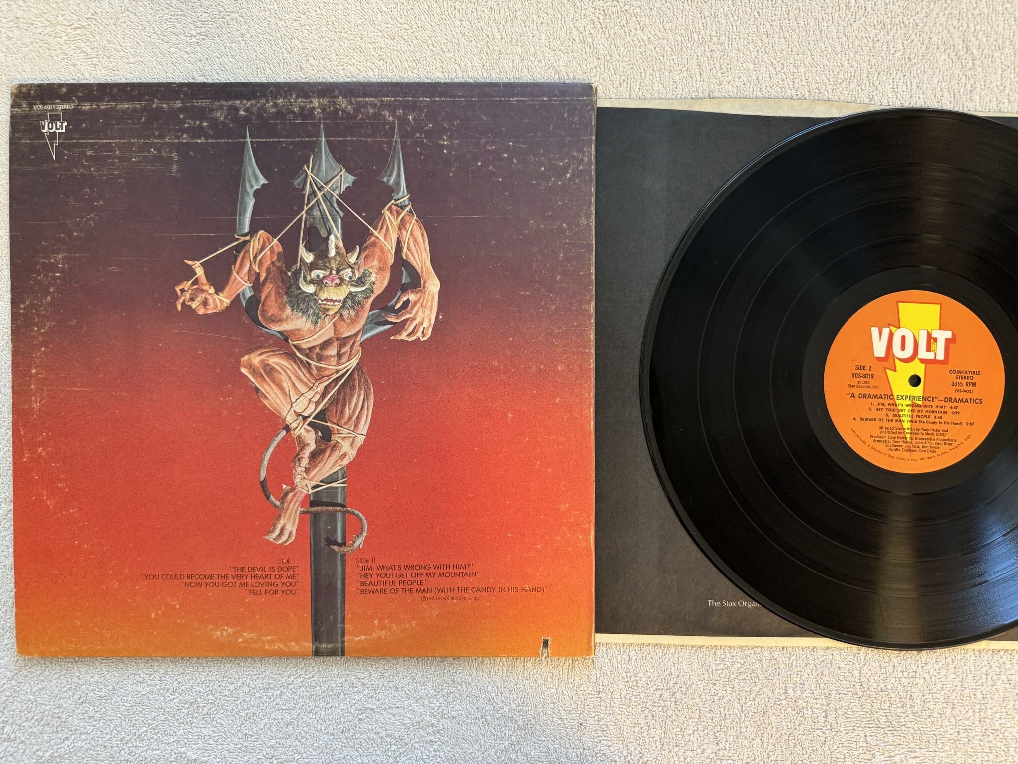 Omslagsbild för skivan THE DRAMATICS a dramatic experience LP -73 US VOLT ** The Devil is Dope **