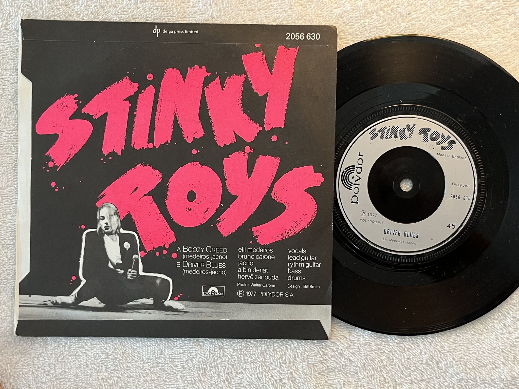 Omslagsbild för skivan STINKY TOYS Boozy Creed 7" -77 UK polydor 2056 630 *** PUNK 45 **