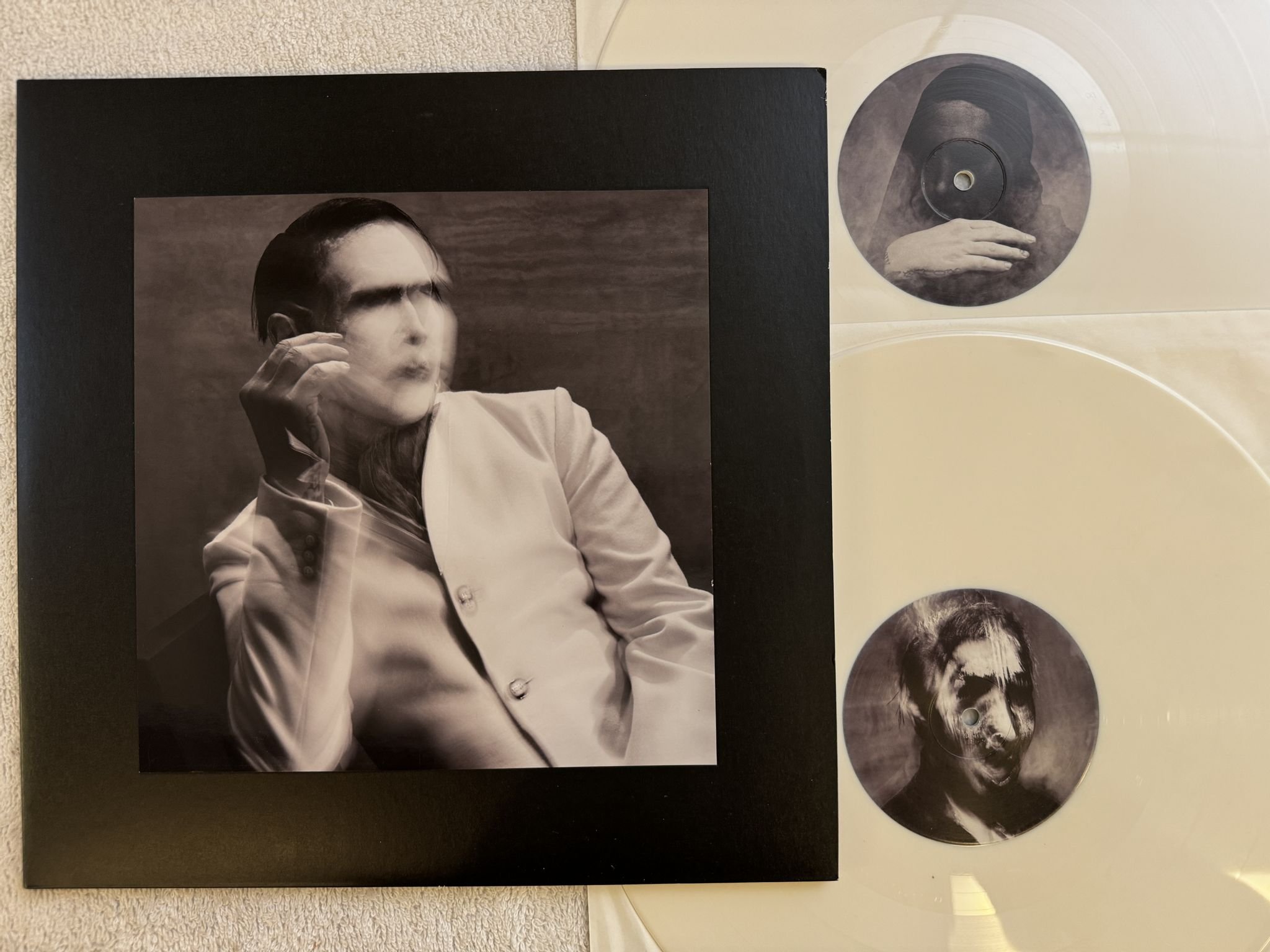 Omslagsbild för skivan MARILYN MASON The Pale Emperor 2xLP 2015 COOKING VINYL COOKLP602