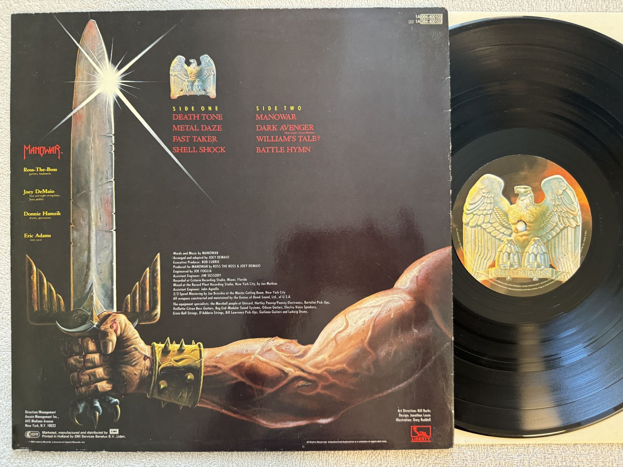 Omslagsbild för skivan MANOWAR battle hymns LP -82 Ger LIBERTY 1A 064-400103
