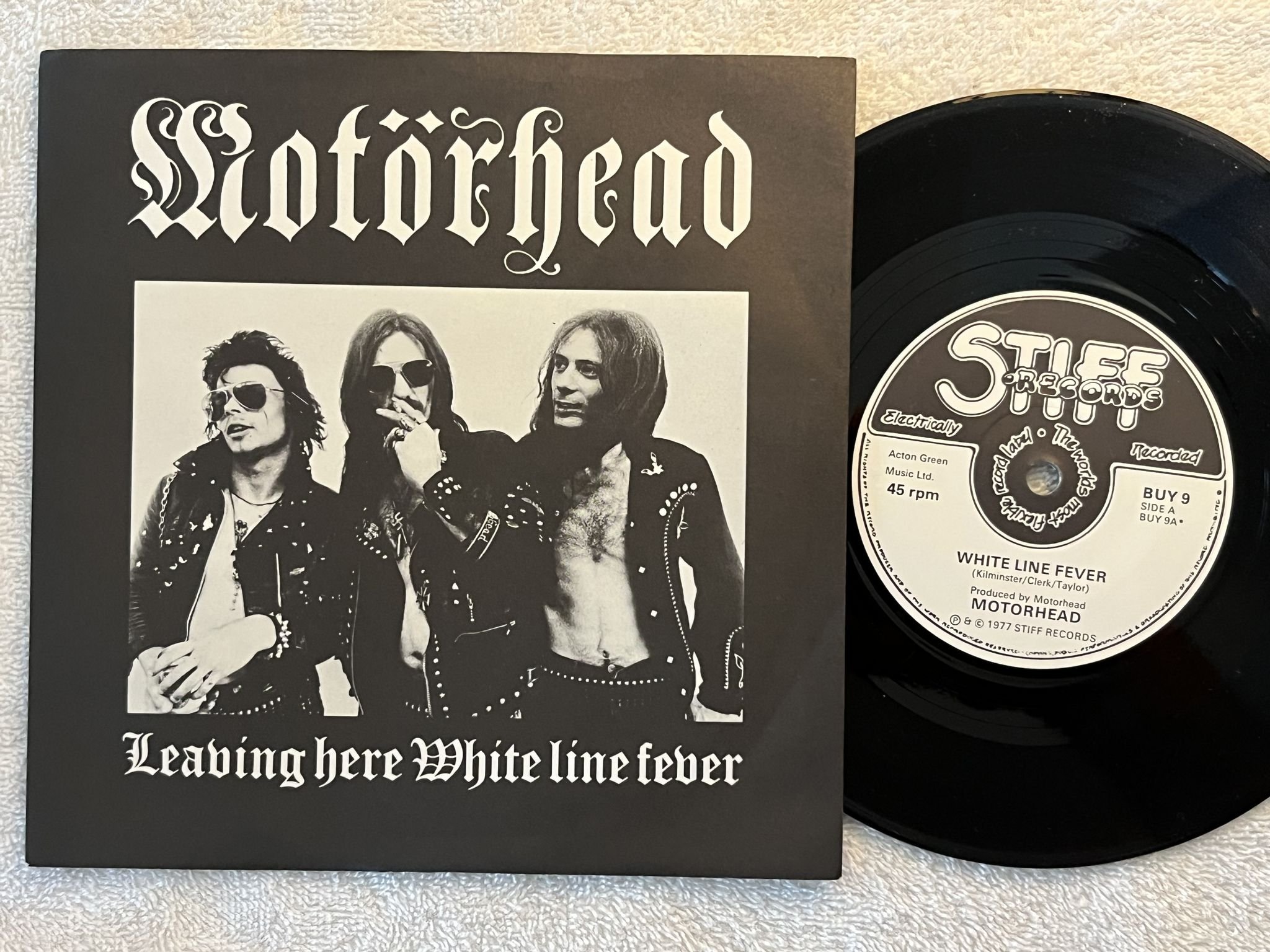 Omslagsbild för skivan MOTÖRHEAD white line fever 7"single -77 UK STIFF BUY 9 *** Rare Hard Rock ***
