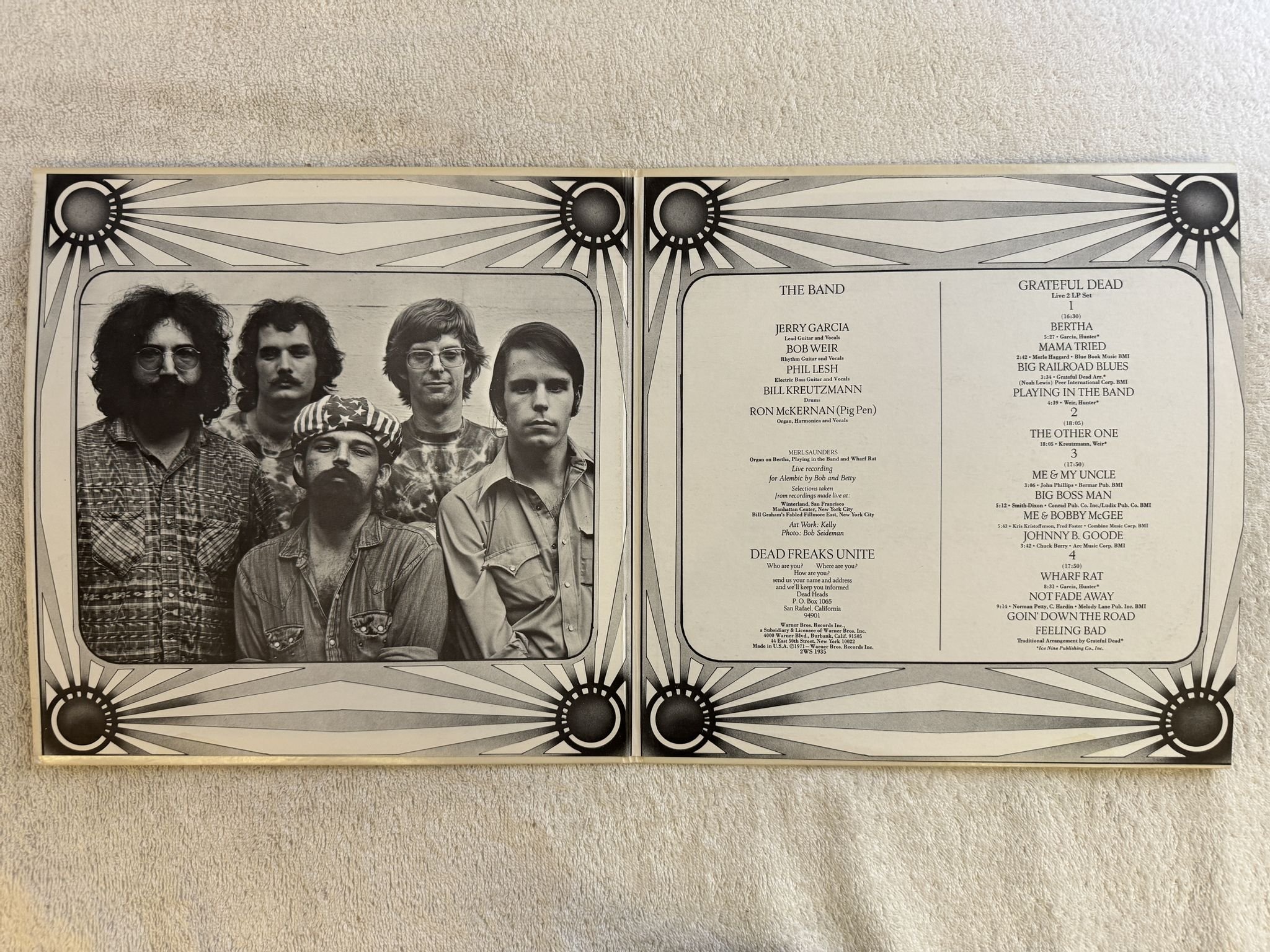 Omslagsbild för skivan GRATEFUL DEAD s/t 2xLP -71 US WARNER 2WS 1935 ** PSYCH-FOLK **
