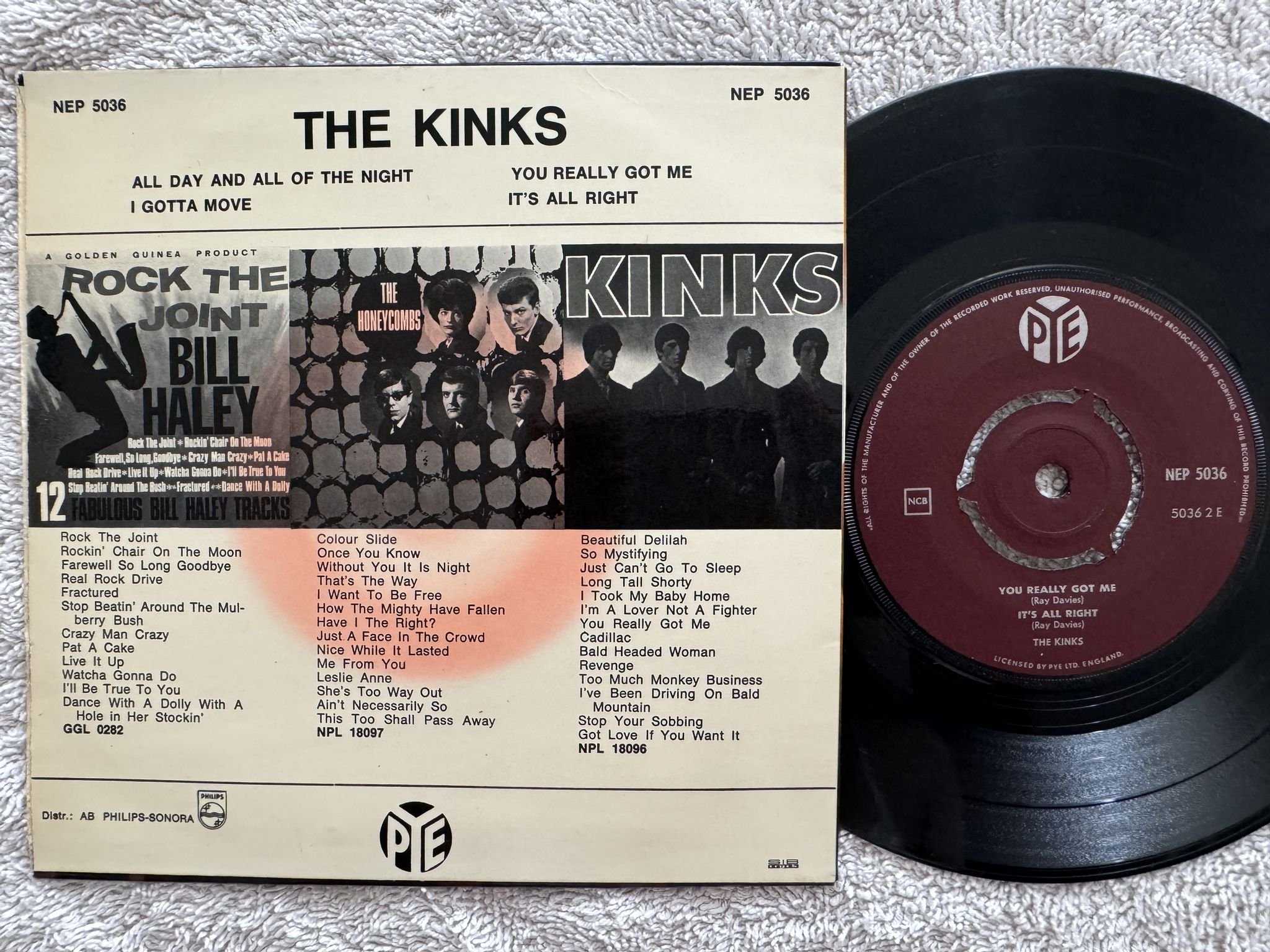 Omslagsbild för skivan THE KINKS All Day And All Of The Night 7" -64 PYE NEP 5036