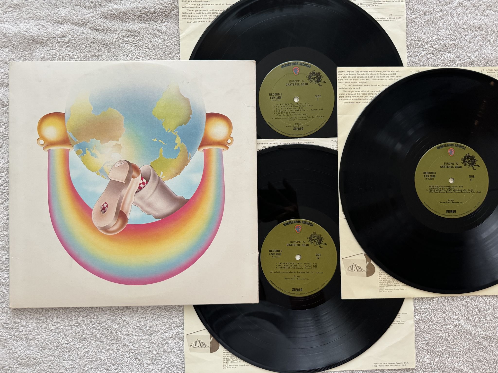 Omslagsbild för skivan GRATEFUL DEAD Europe '72 3xLP -72 US WARNER BROS 3WX 2668