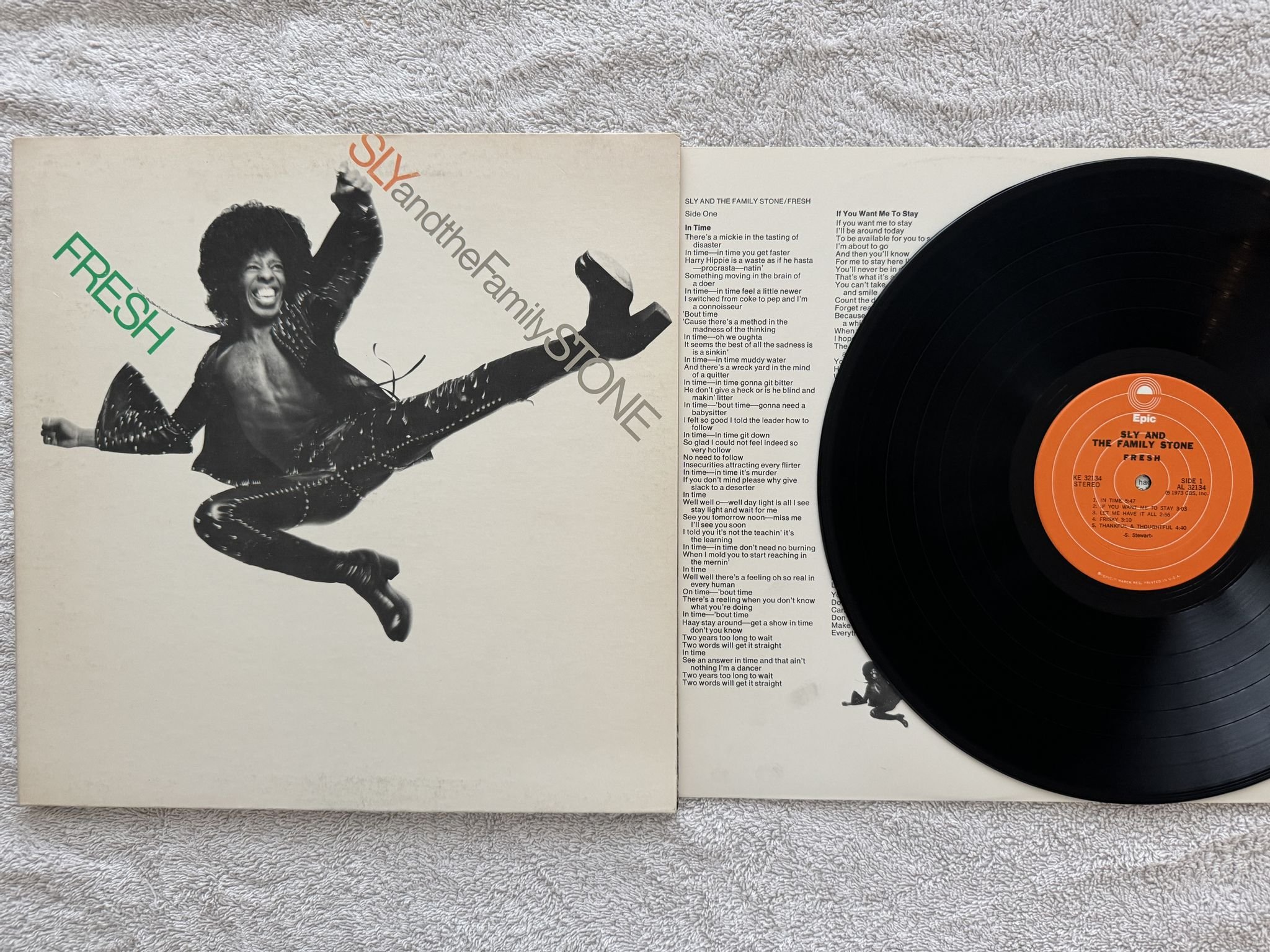 Omslagsbild för skivan SLY AND THE FAMILY STONE fresh LP -73 US EPIC KE 32134