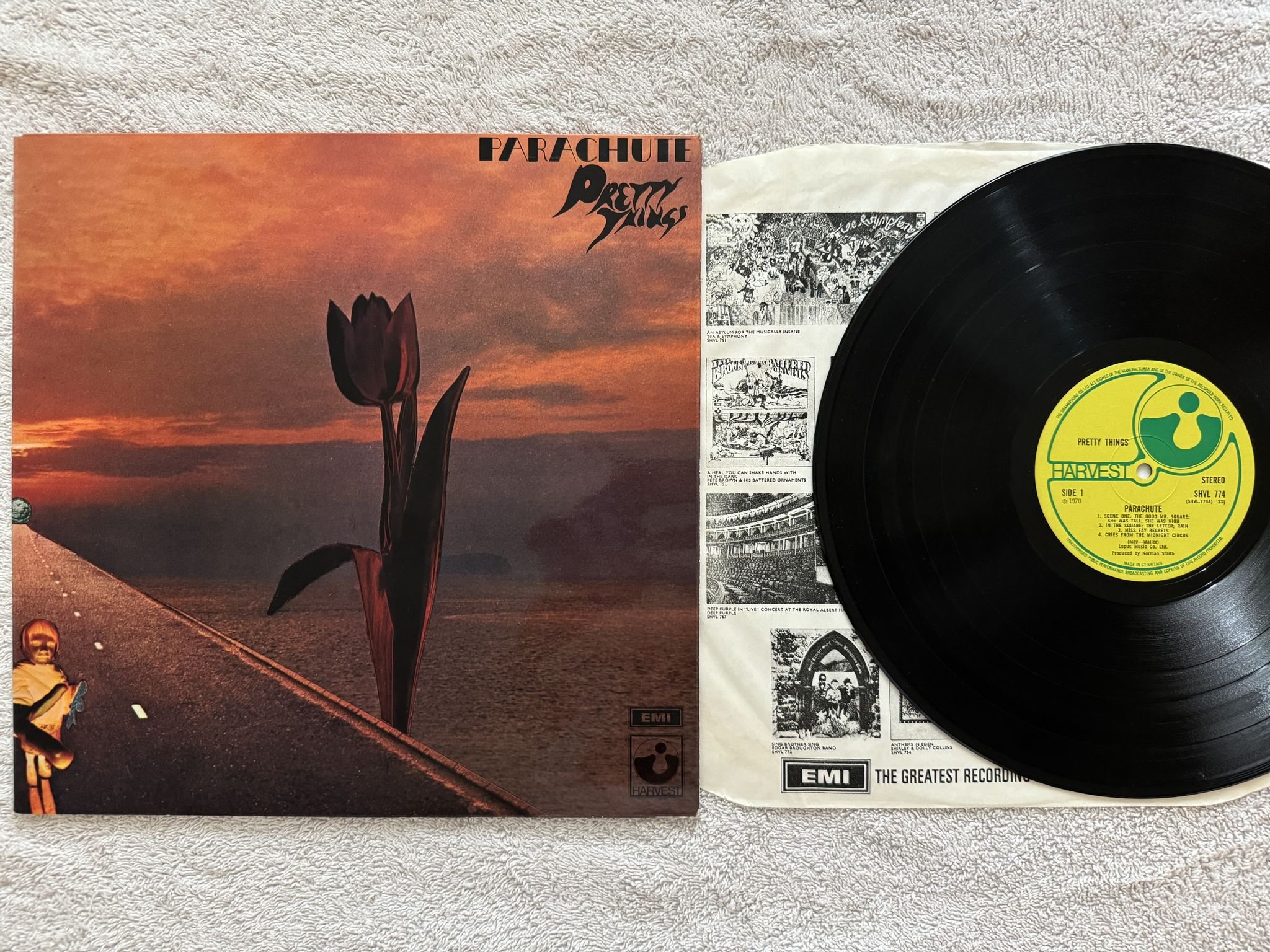 Omslagsbild för skivan PRETTY THINGS parachute LP -70 UK HARVEST SHVL 774 ** PSYCH ROCK **