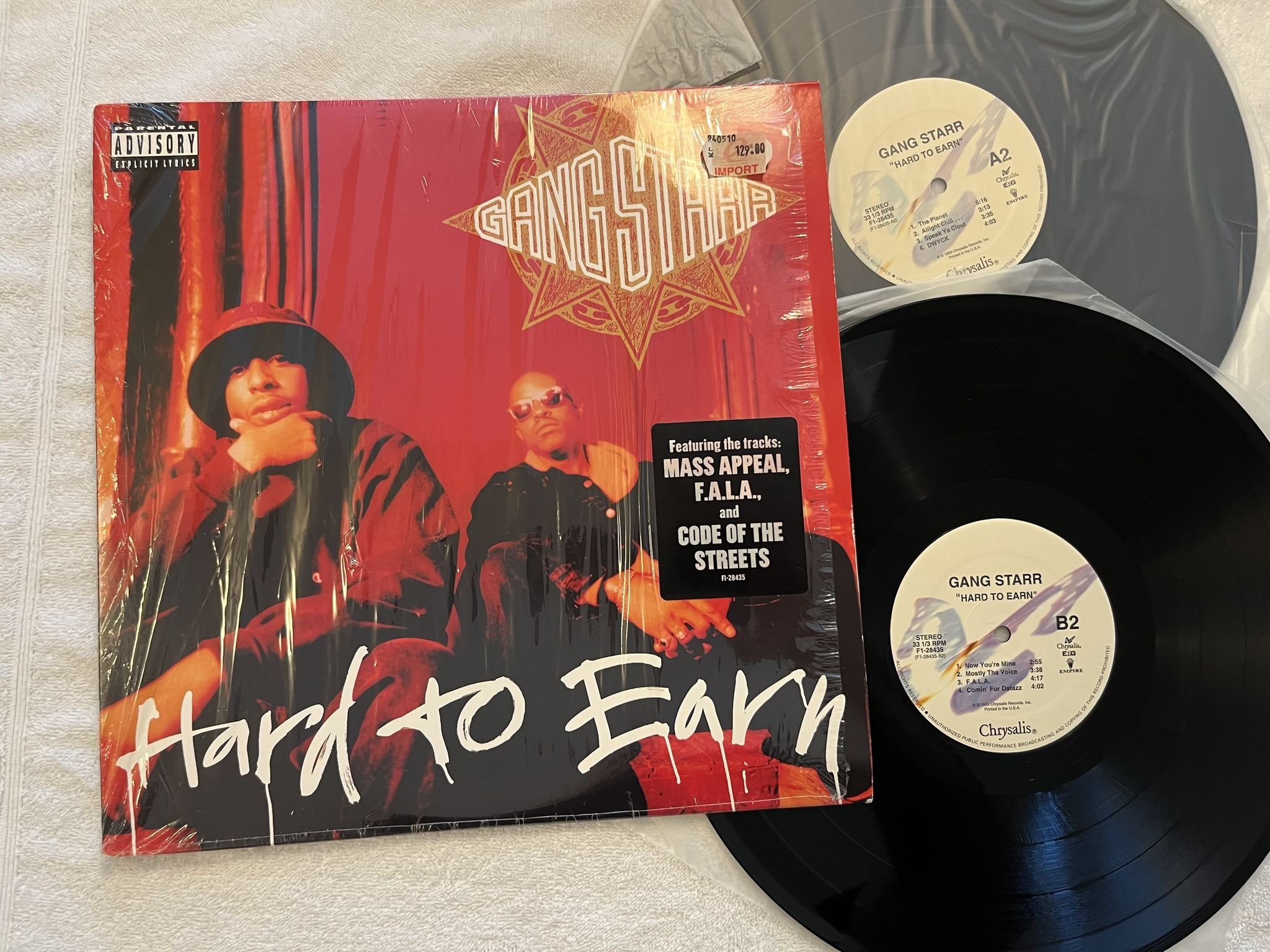 Omslagsbild för skivan GANG STARR Hard To Earn 2xLP -94 US CHRYSALIS F1-28435 *** HYPE STICKER ***