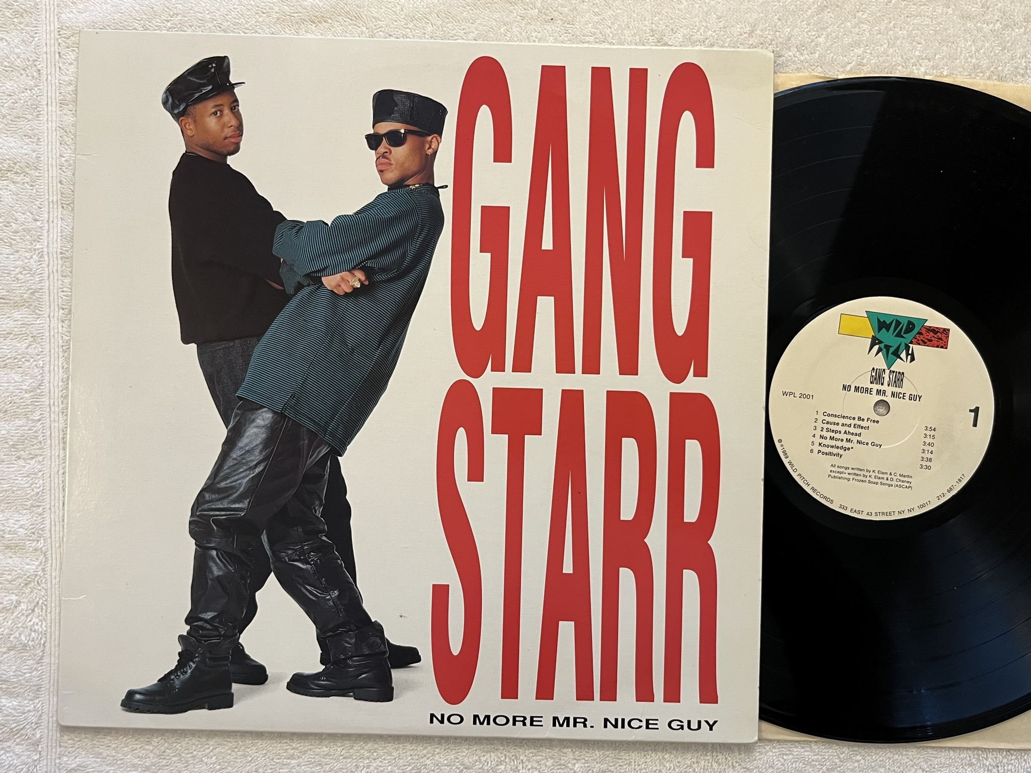 Omslagsbild för skivan GANG STARR no more mr nice guy LP -89 US WILD PITCH WPL 2001 *** RAP CLASSIC ***