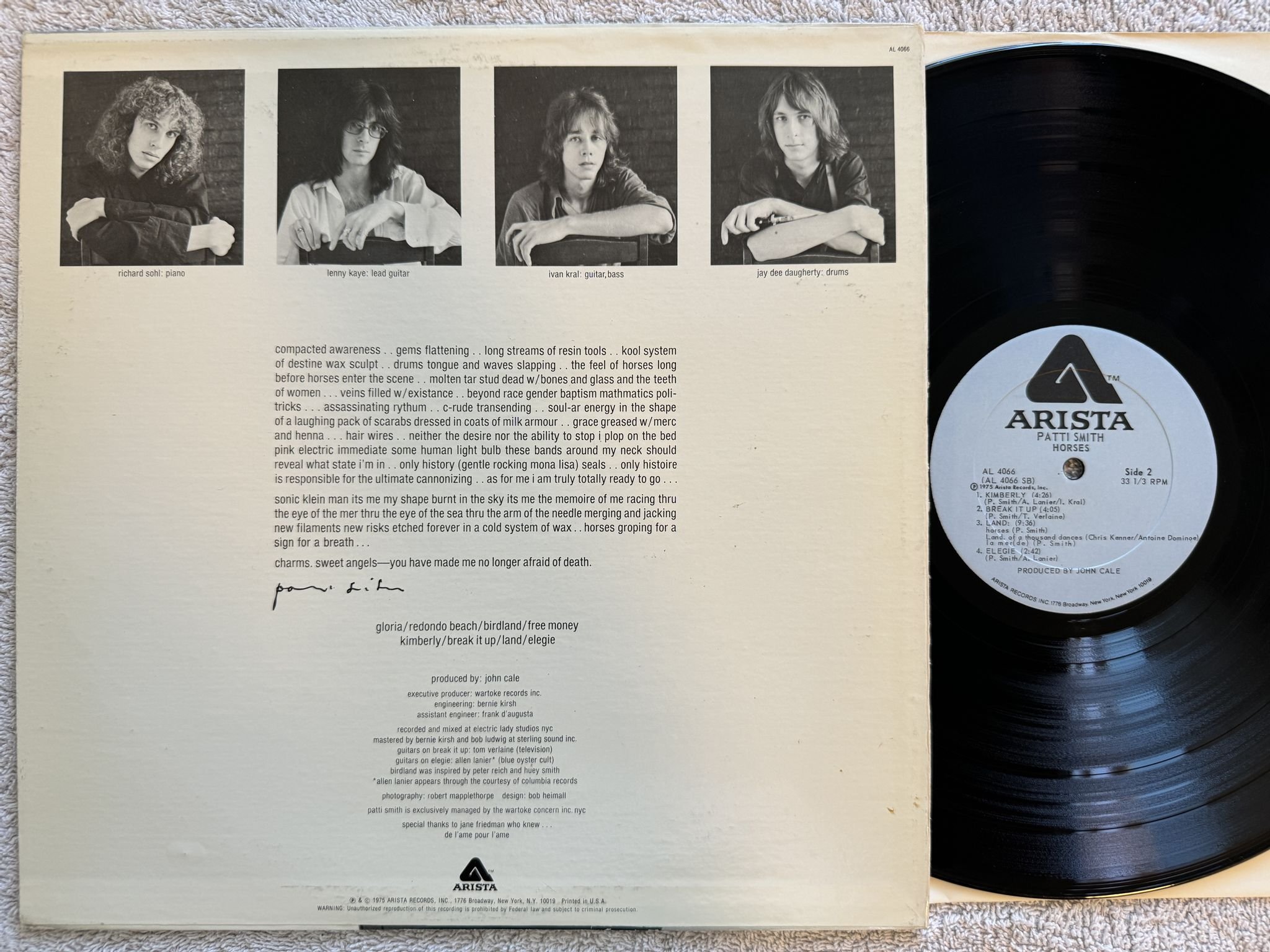 Omslagsbild för skivan PATTI SMITH horses LP -75 US ARISTA AL 4066