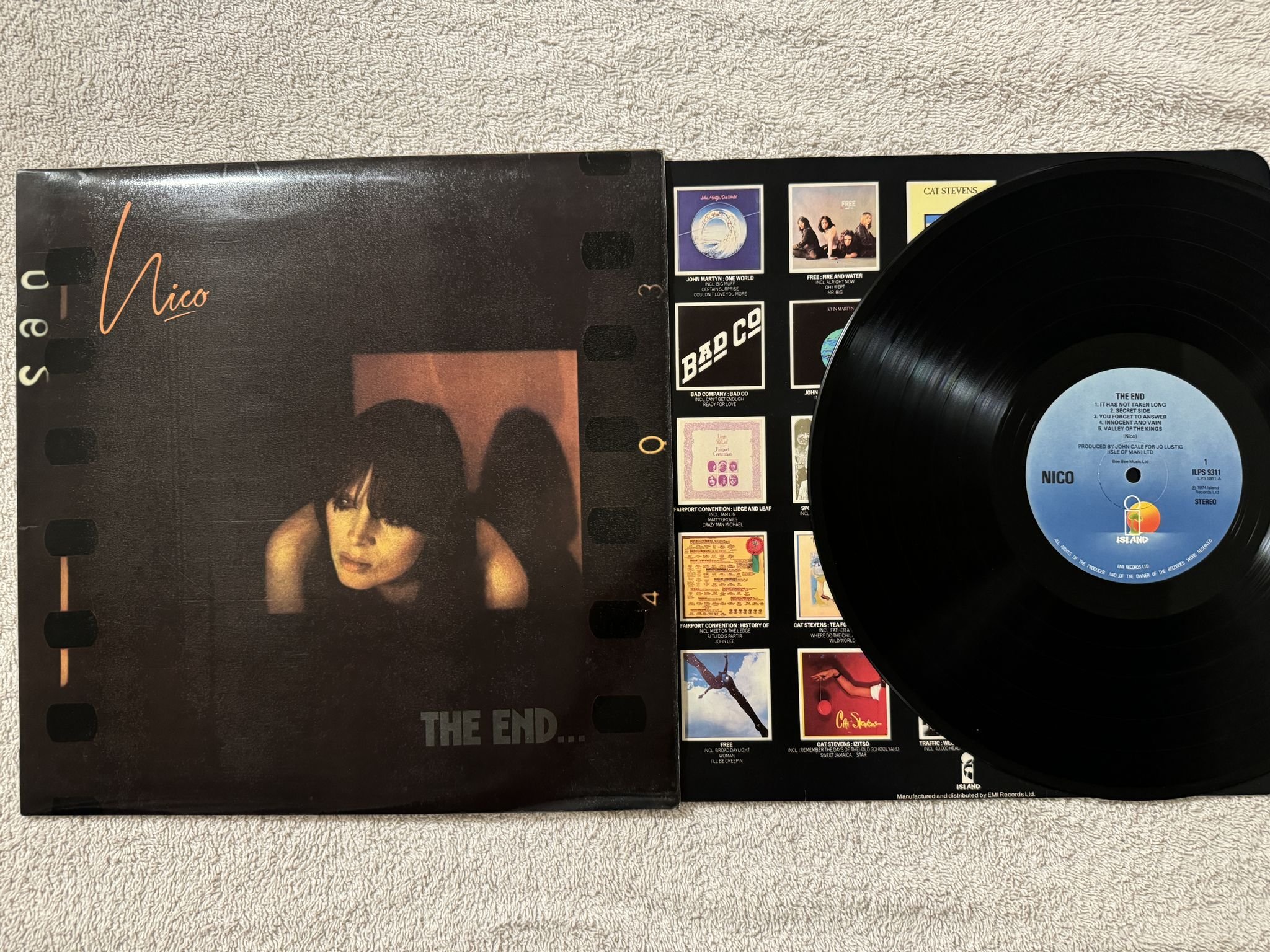Omslagsbild för skivan NICO the end LP -74 UK ISLAND ILPS 9311 ** AVANTGARDE **