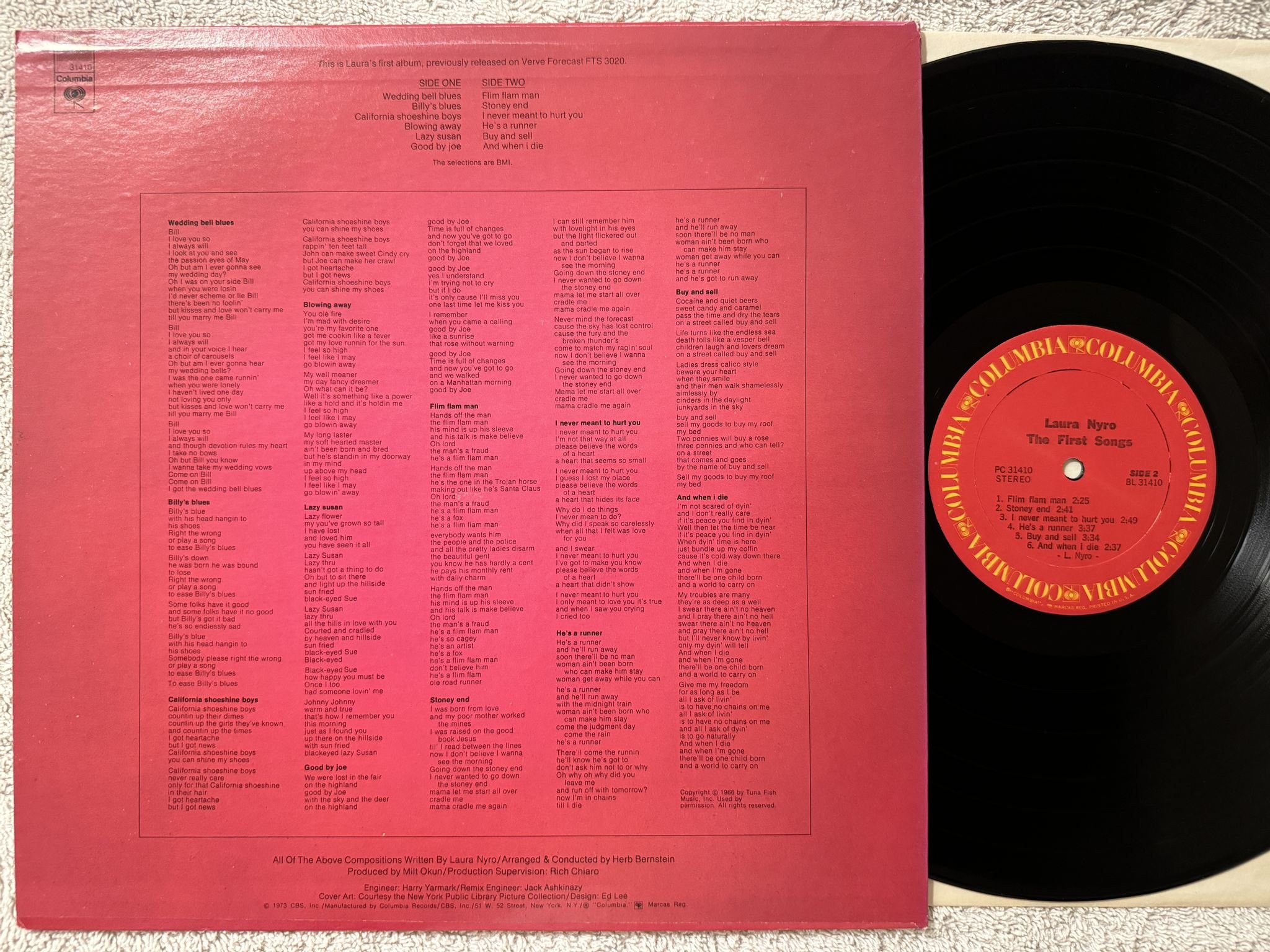 Omslagsbild för skivan LAURA NYRO the first songs LP -73 US COLUMBIA KC 31410