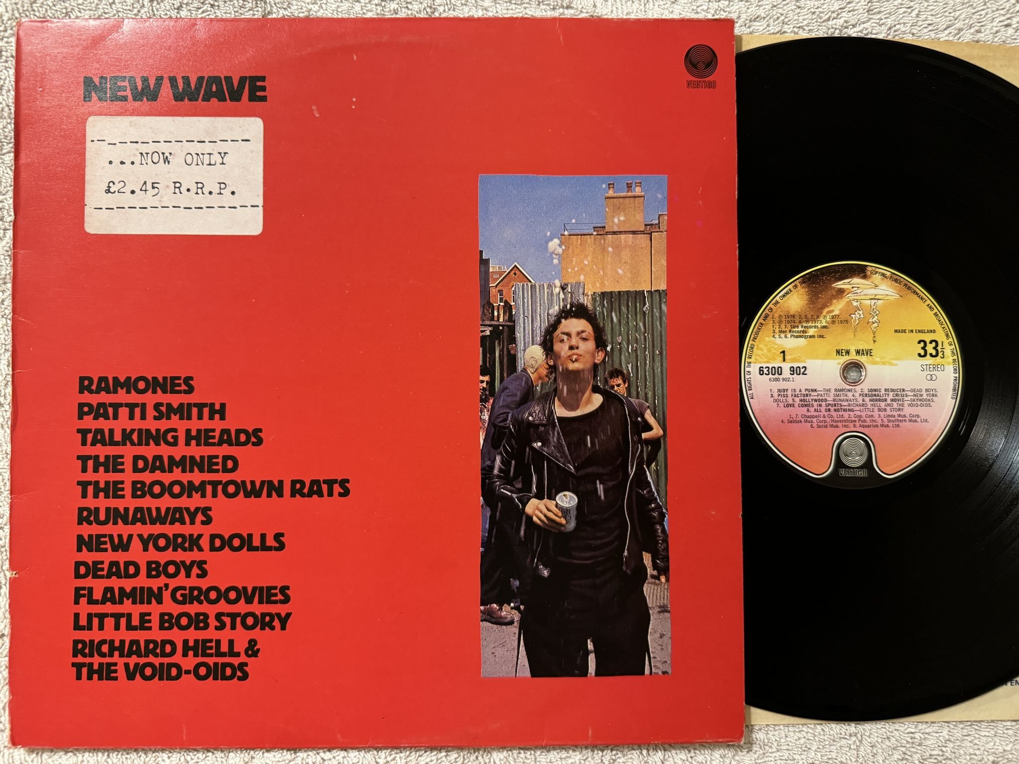 Omslagsbild för skivan V/A New Wave LP -77 UK vertigo 6300902