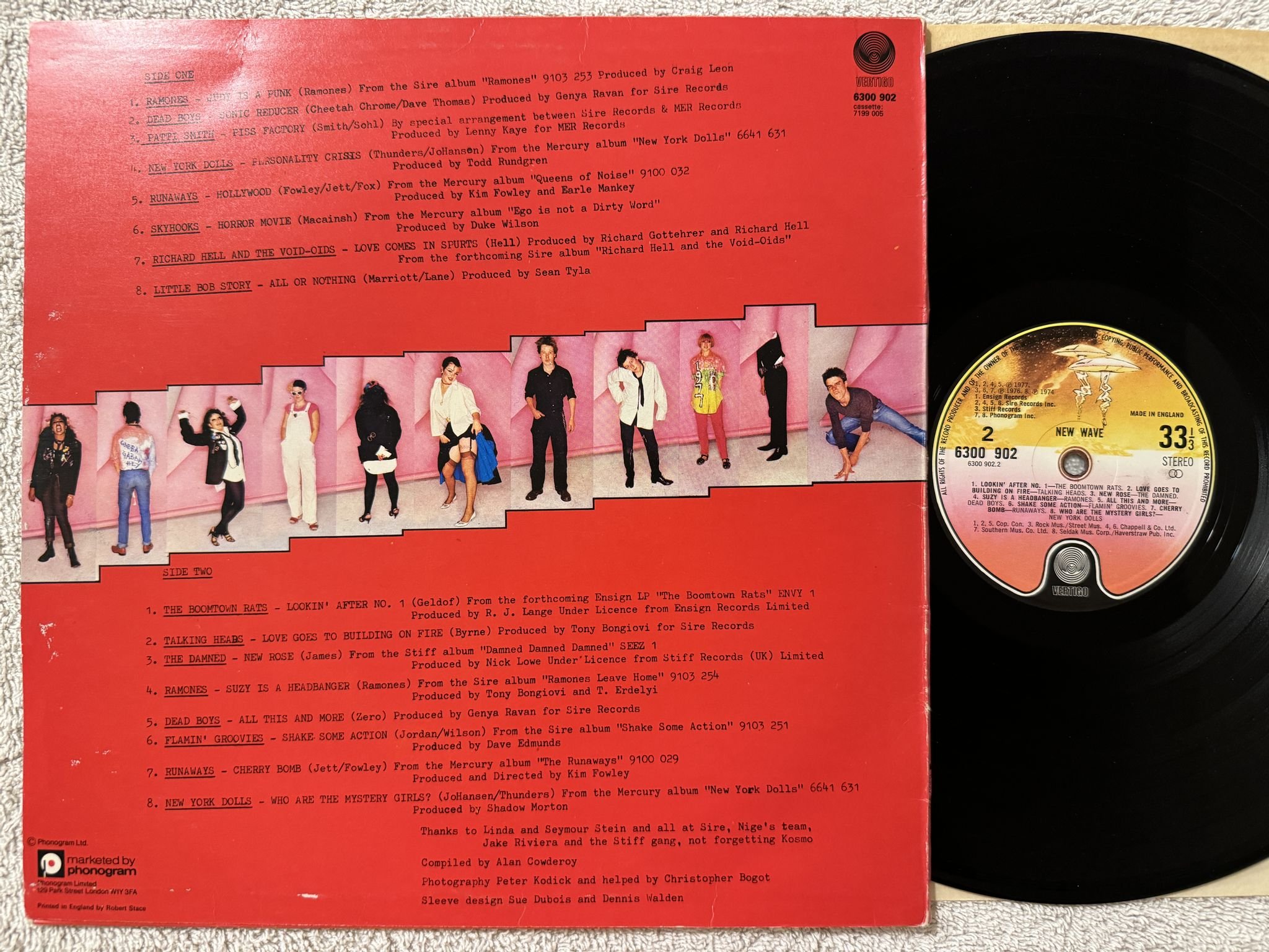 Omslagsbild för skivan V/A New Wave LP -77 UK vertigo 6300902