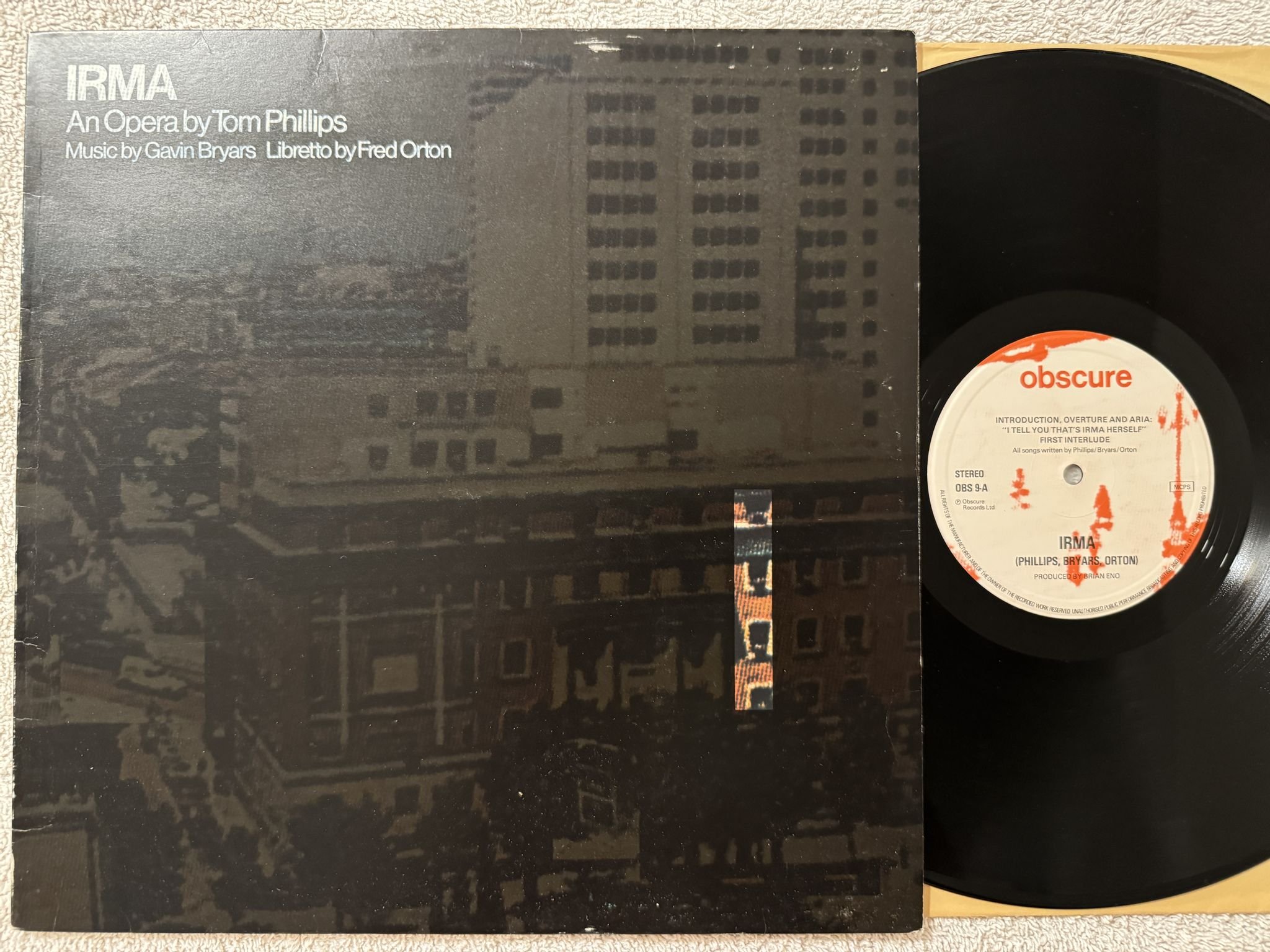 Omslagsbild för skivan Tom Phillips / Gavin Bryars / Fred Orton - IRMA LP -78 UK OBSCURE OBS 9