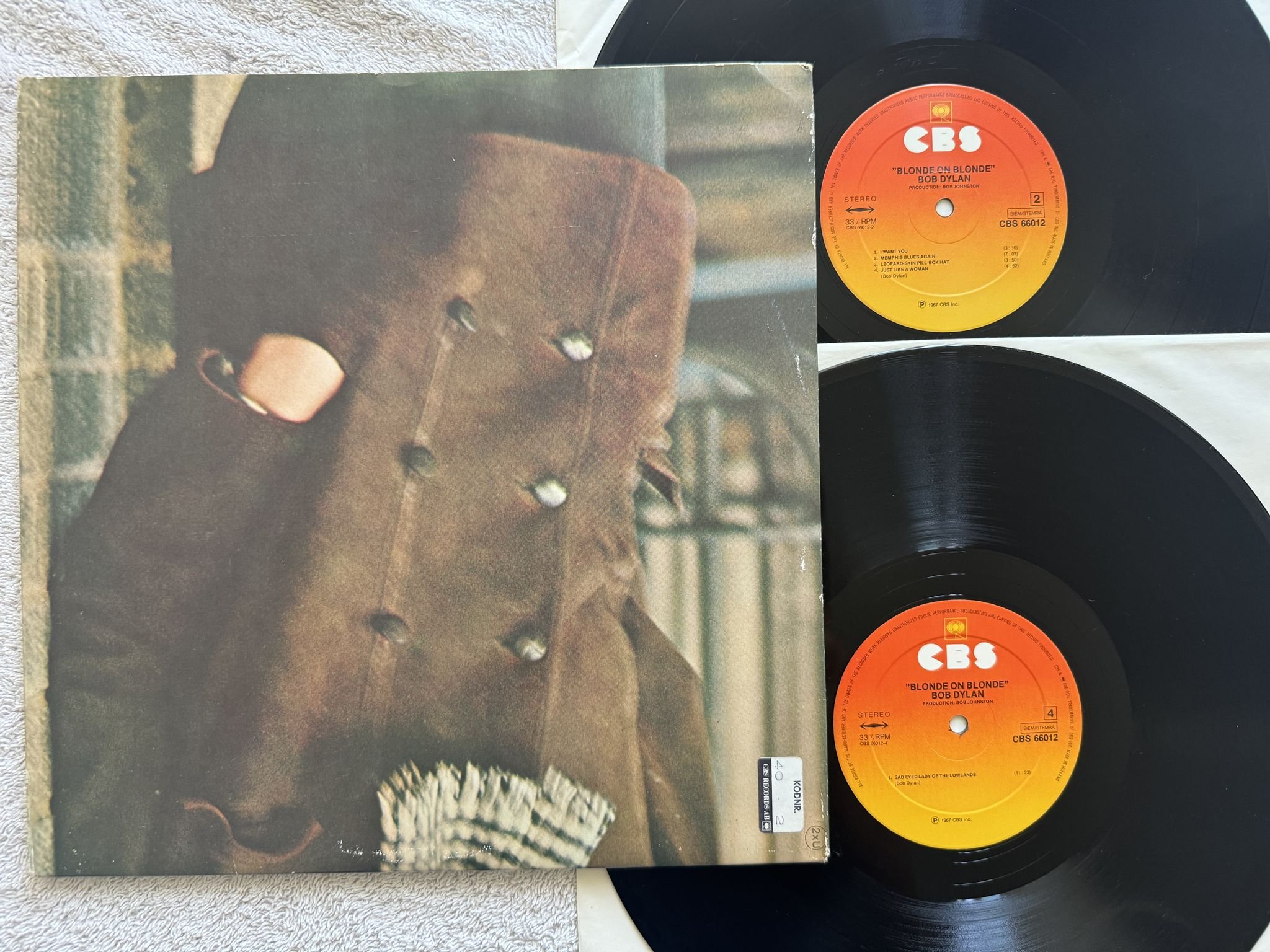Omslagsbild för skivan BOB DYLAN blonde on blonde 2xLP re Hol CBS 66012