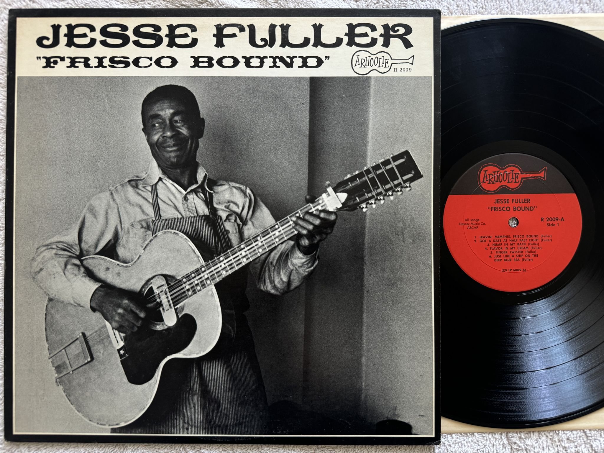 Omslagsbild för skivan JESSE FULLER frisco bound LP re US ARHOOLIE R 2009 *** COUNTRY BLUES ***