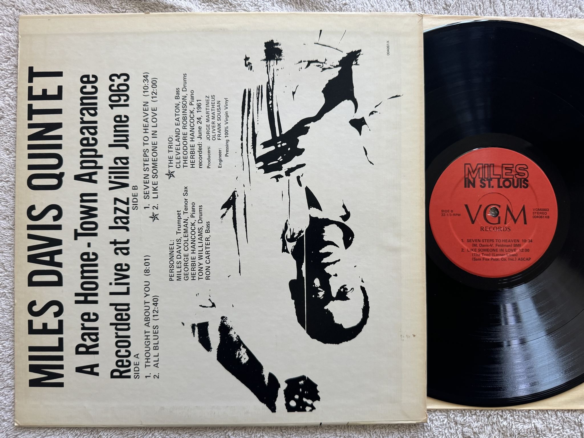 Omslagsbild för skivan MILES DAVIS in St Louis LP US VGM RECORDS VGM0003