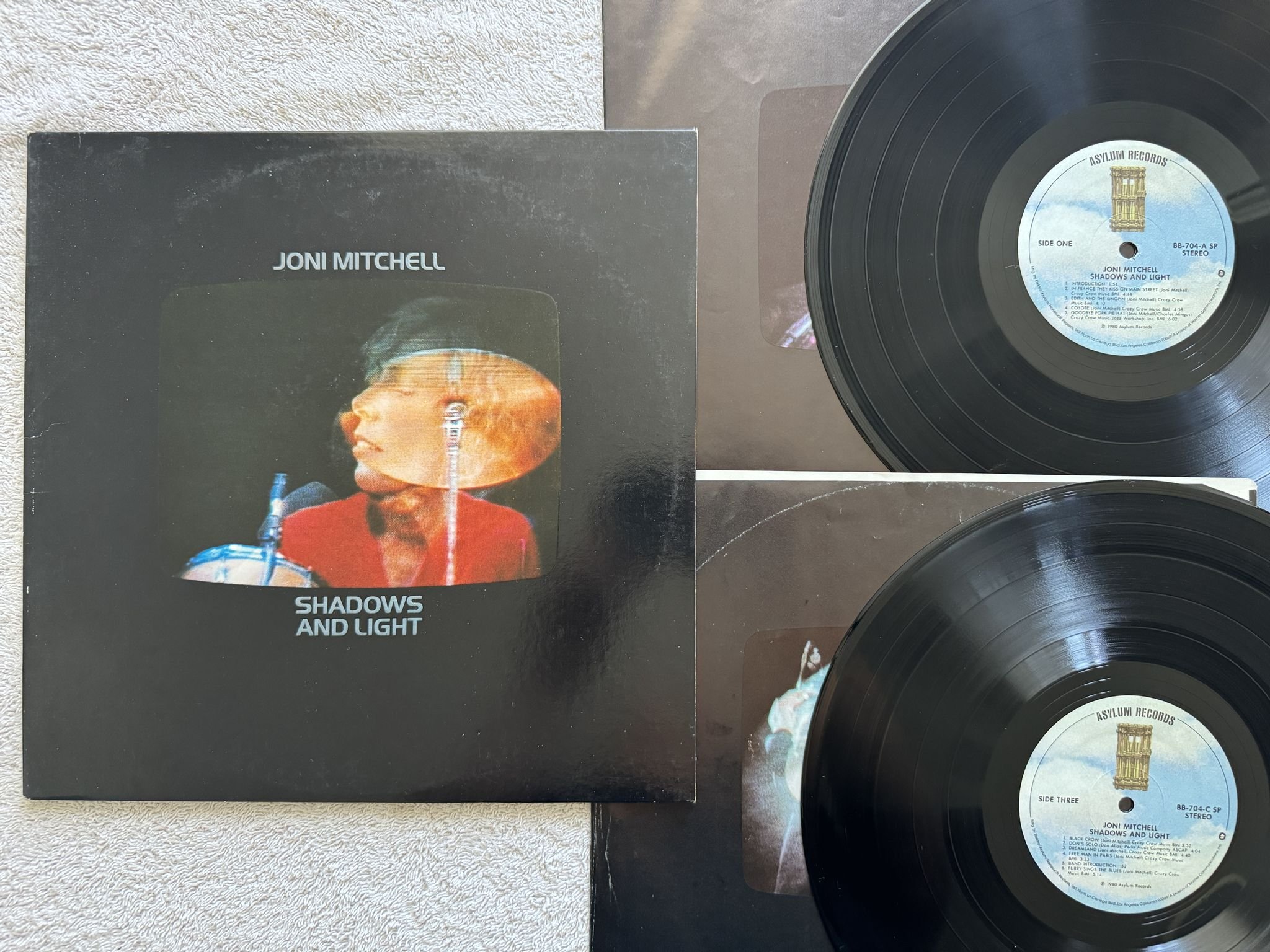 Omslagsbild för skivan JONI MITCHELL shadows and light 2xLP US ASYLUM BB-704 SP