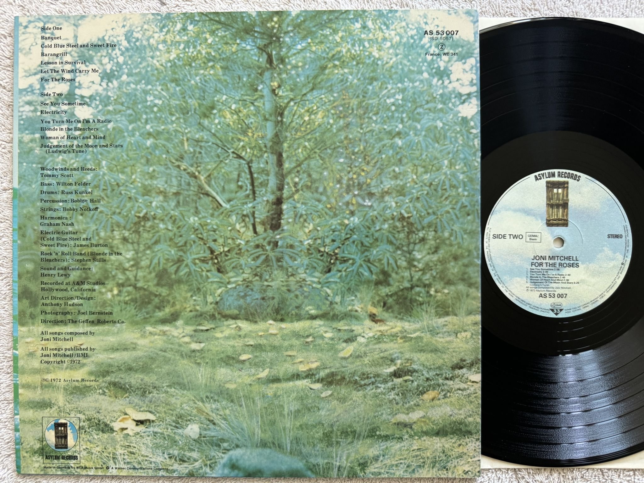 Omslagsbild för skivan JONI MITCHELL for the roses LP Ger ASYLUM AS 53007