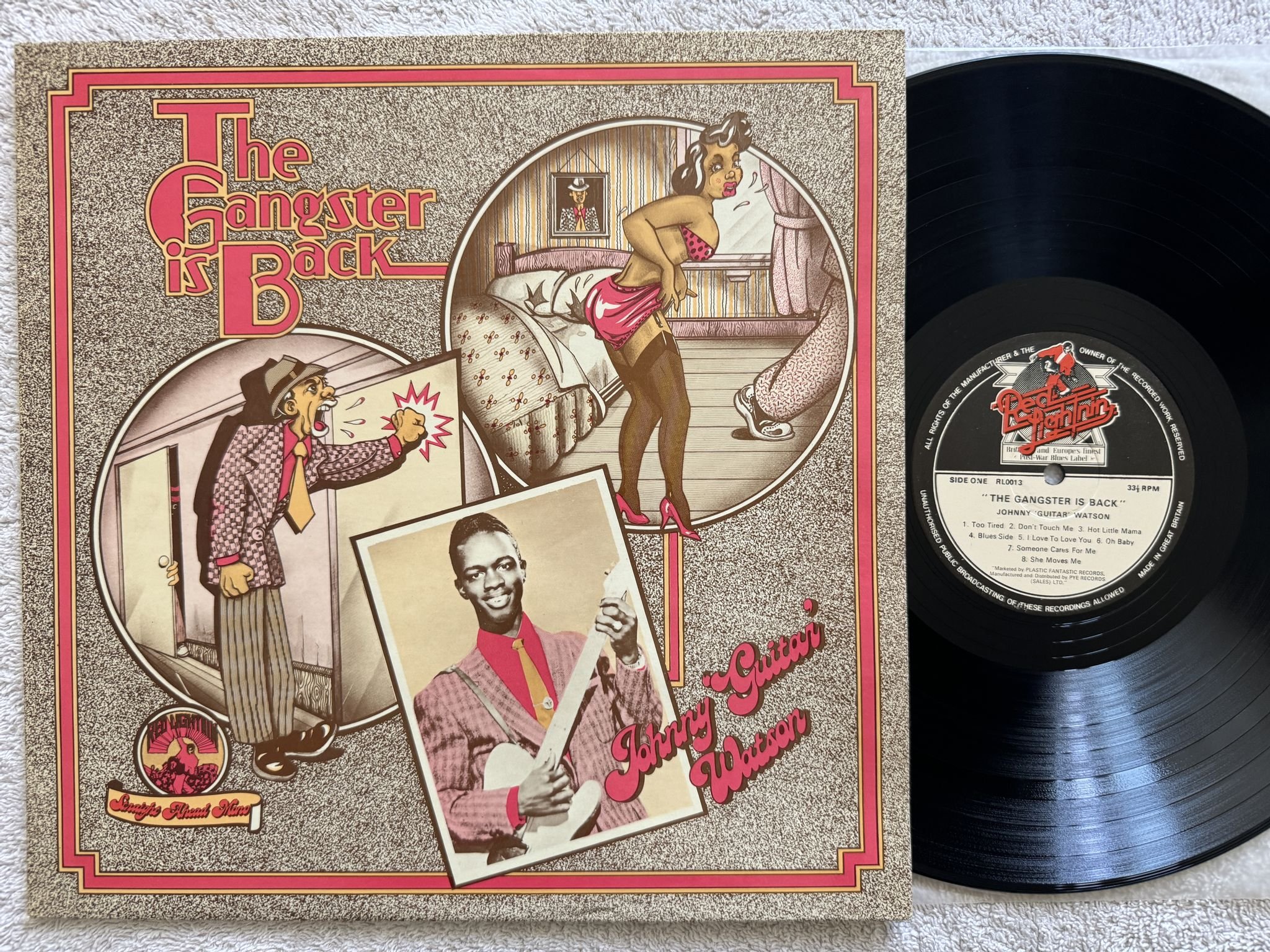 Omslagsbild för skivan JOHNNY GUITAR WATSON the gangsters is back LP -76 UK RED LIGHTNIN R.L. 0013