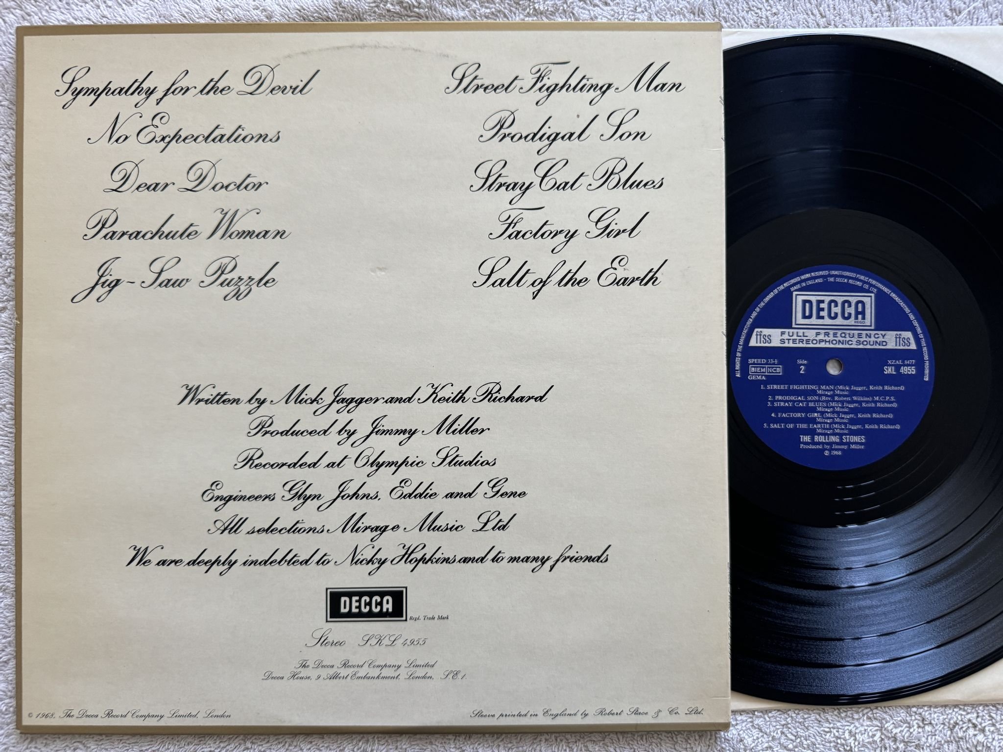 Omslagsbild för skivan THE ROLLING STONES beggars banquet LP UK DECCA SKL 4955