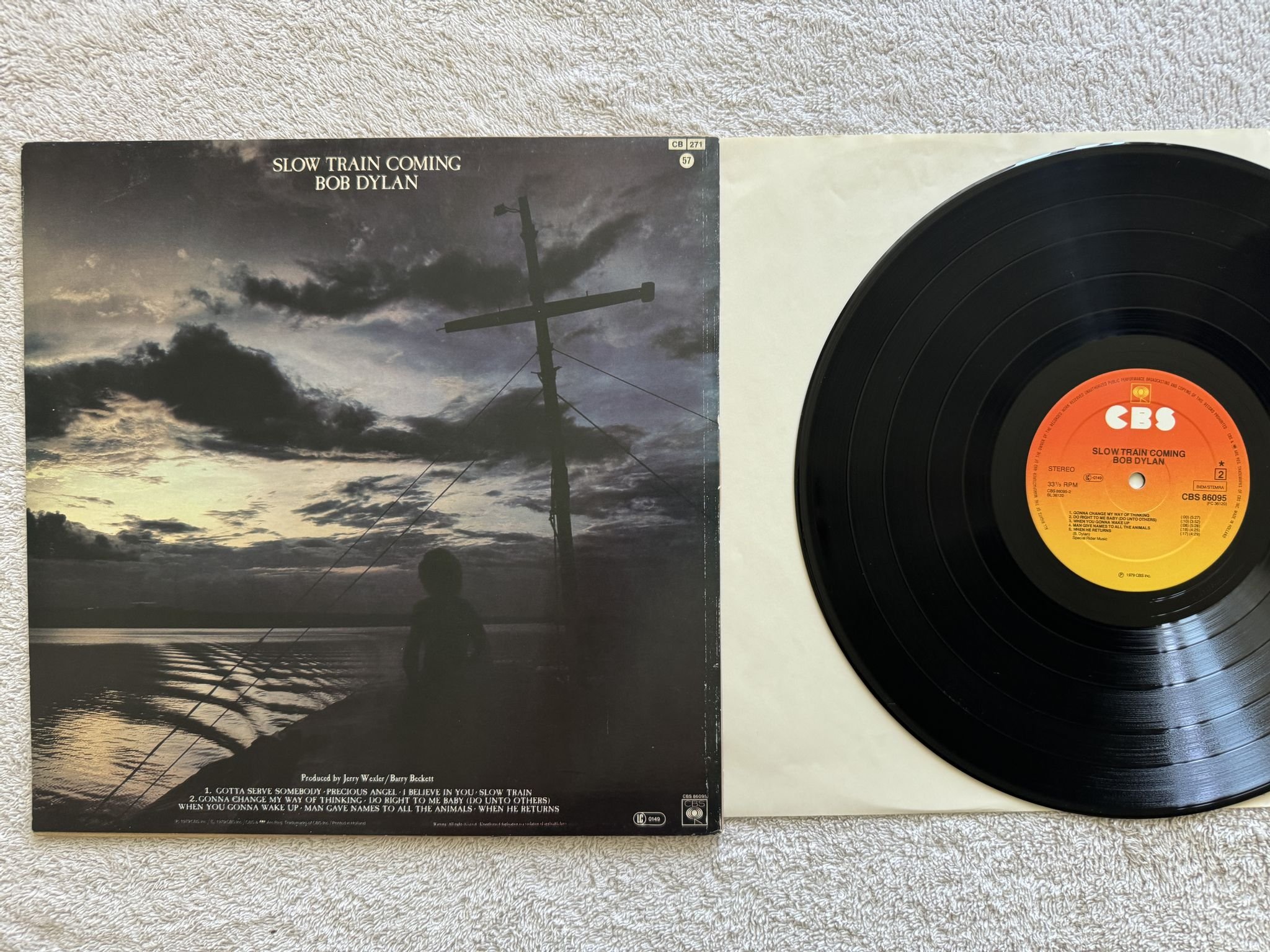 Omslagsbild för skivan BOB DYLAN slow train coming LP -79 Hol CBS 86095