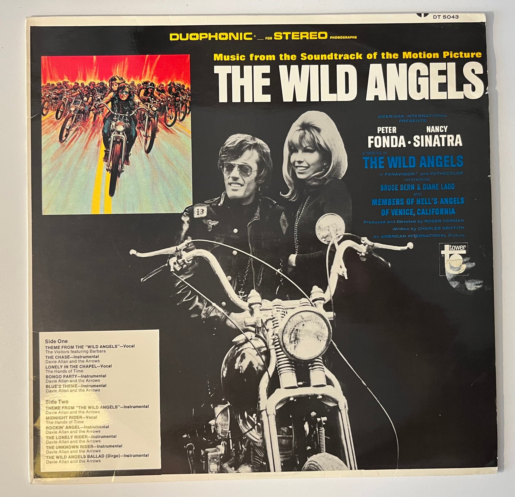 Omslagsbild för skivan Åtta motorcykelrelaterade LP’s ** Från Hot Records vägg **