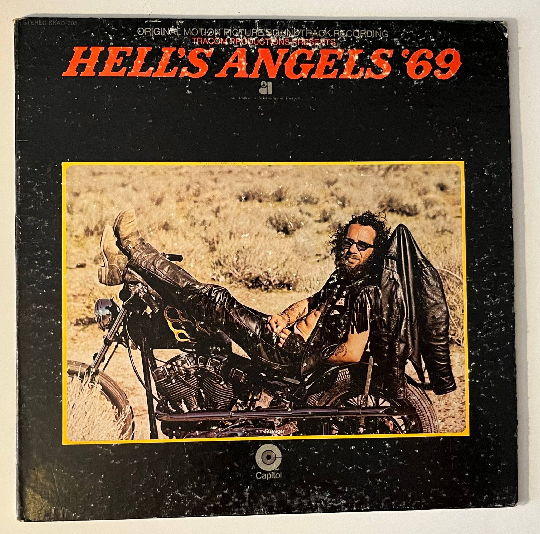 Omslagsbild för skivan Åtta motorcykelrelaterade LP’s ** Från Hot Records vägg **