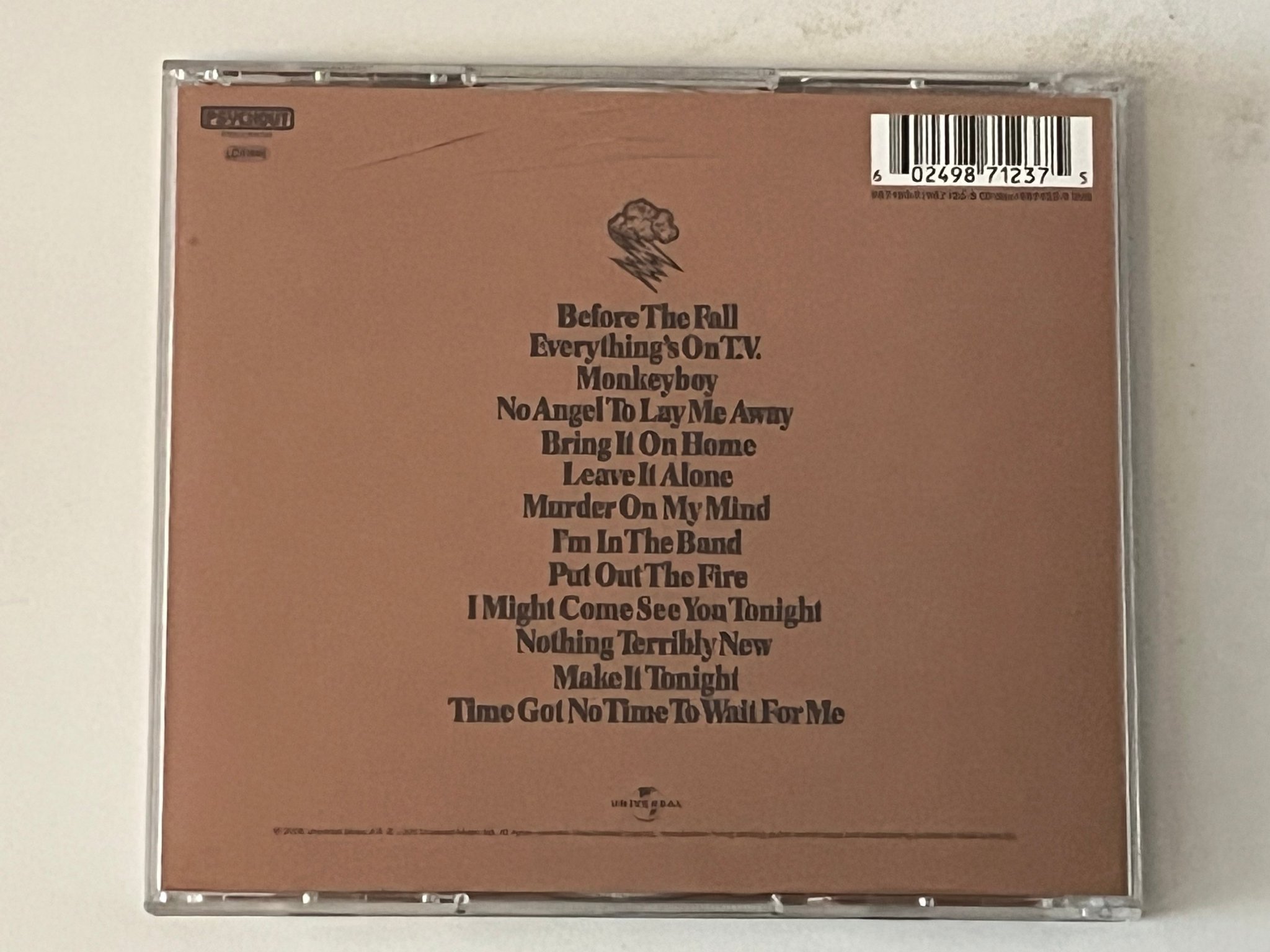 Omslagsbild för skivan The Hellacopters - rock n roll is dead CD *** Signed by all ***