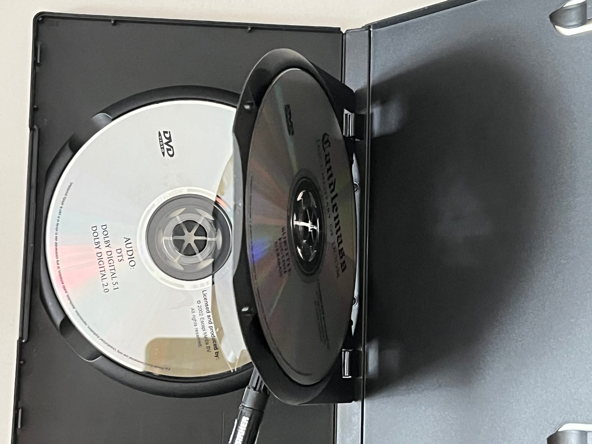 Omslagsbild för skivan CANDLEMASS live at Fryshuset 1990 DVD 2002 ESCAPI *** Signed by all ***