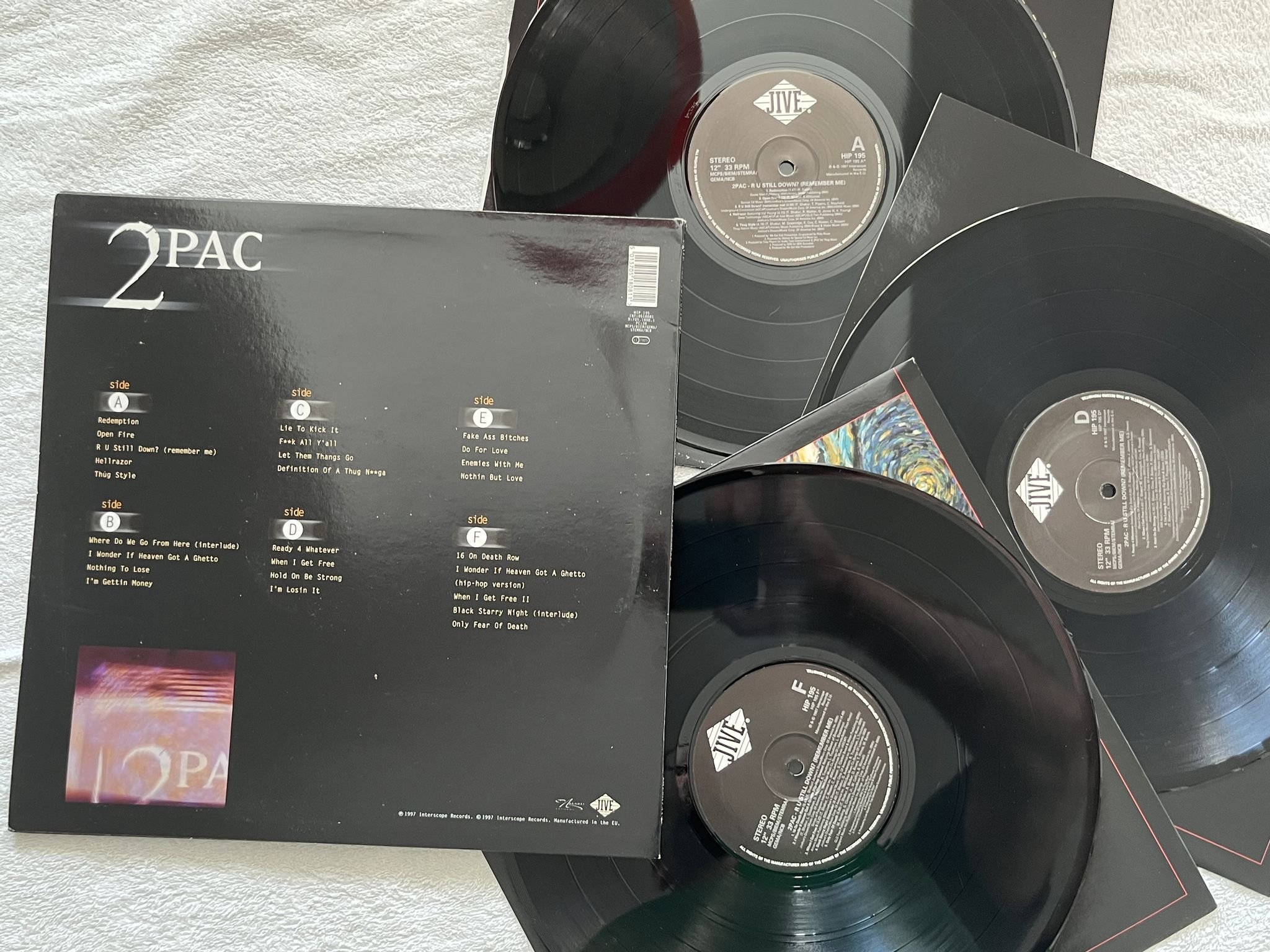 Omslagsbild för skivan 2PAC- R U Still Down? 3xLP eu JIVE HIP 195