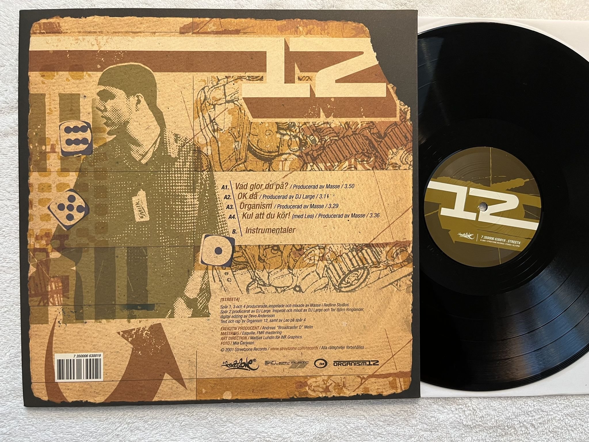 Omslagsbild för skivan ORGANISM 12 Vad Glor Du På? 12" 2001 Swe STREETZONE STREET04 ** SIGNERAD **