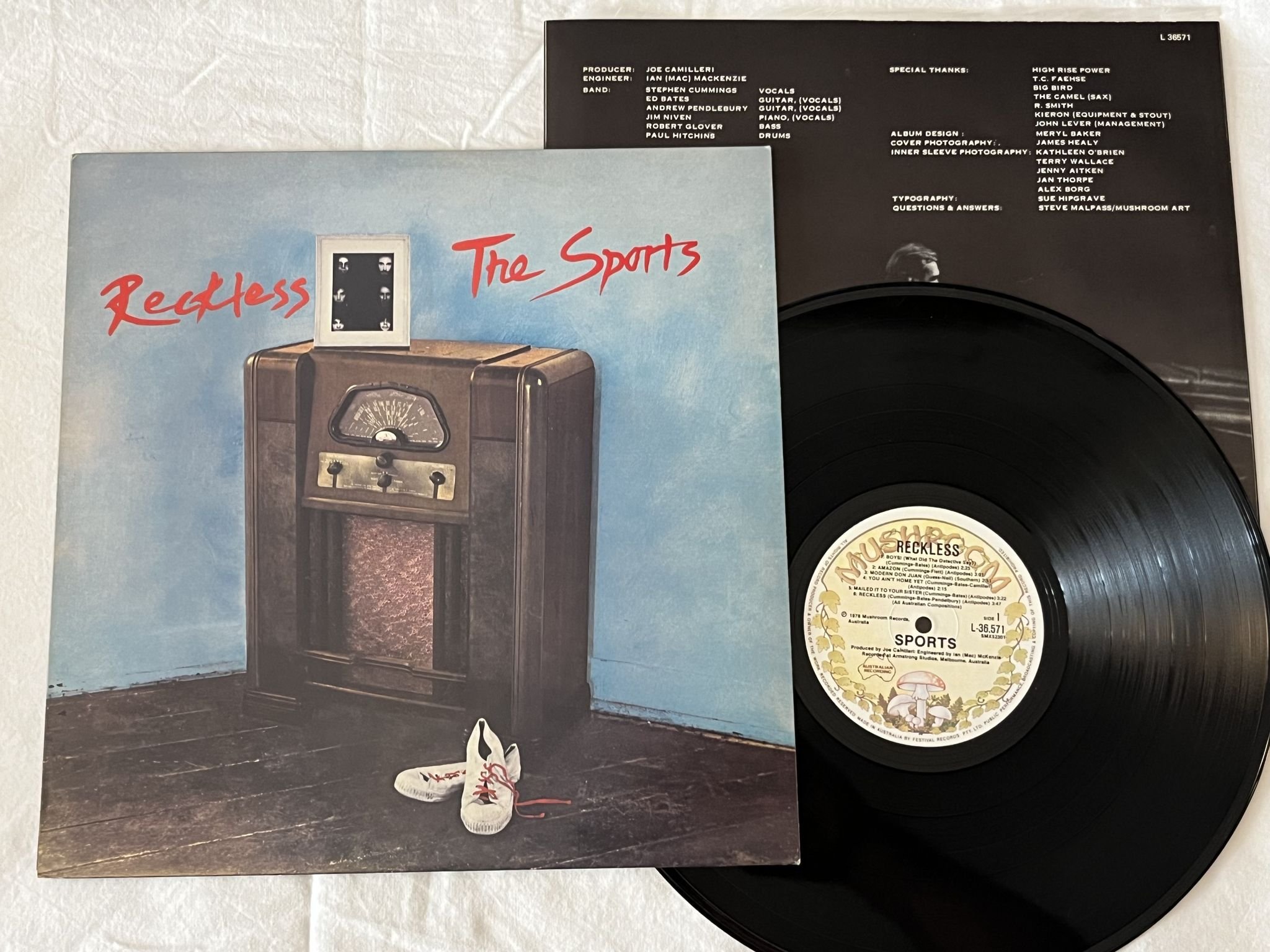 Omslagsbild för skivan SPORTS reckless LP -78 Australia MUSHROOM L 36571 ** NEW WAVE **
