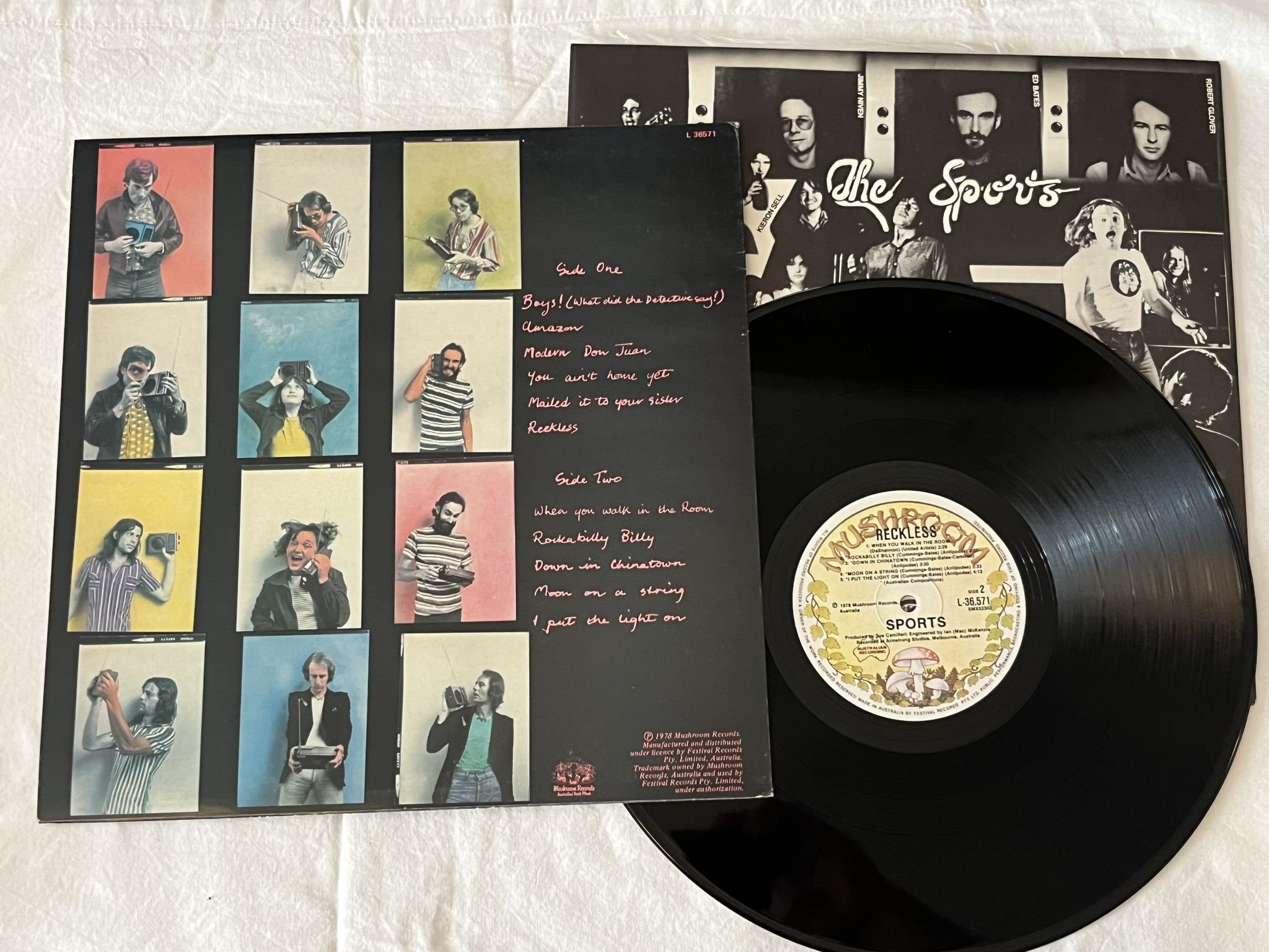 Omslagsbild för skivan SPORTS reckless LP -78 Australia MUSHROOM L 36571 ** NEW WAVE **