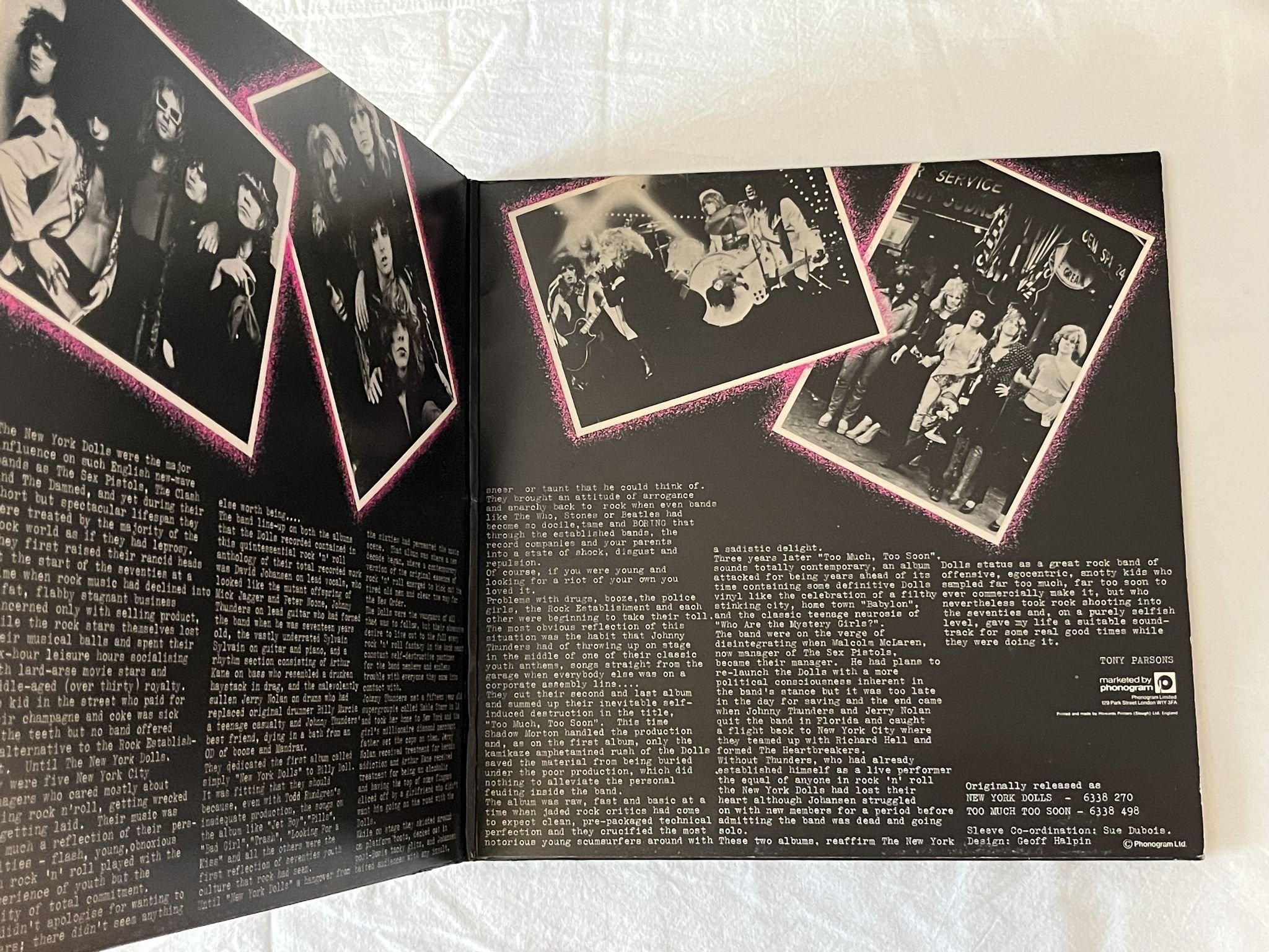 Omslagsbild för skivan NEW YORK DOLLS s/t 2xLP -77 UK MERCURY 6641 631 CF *** GLAM ROCK ***