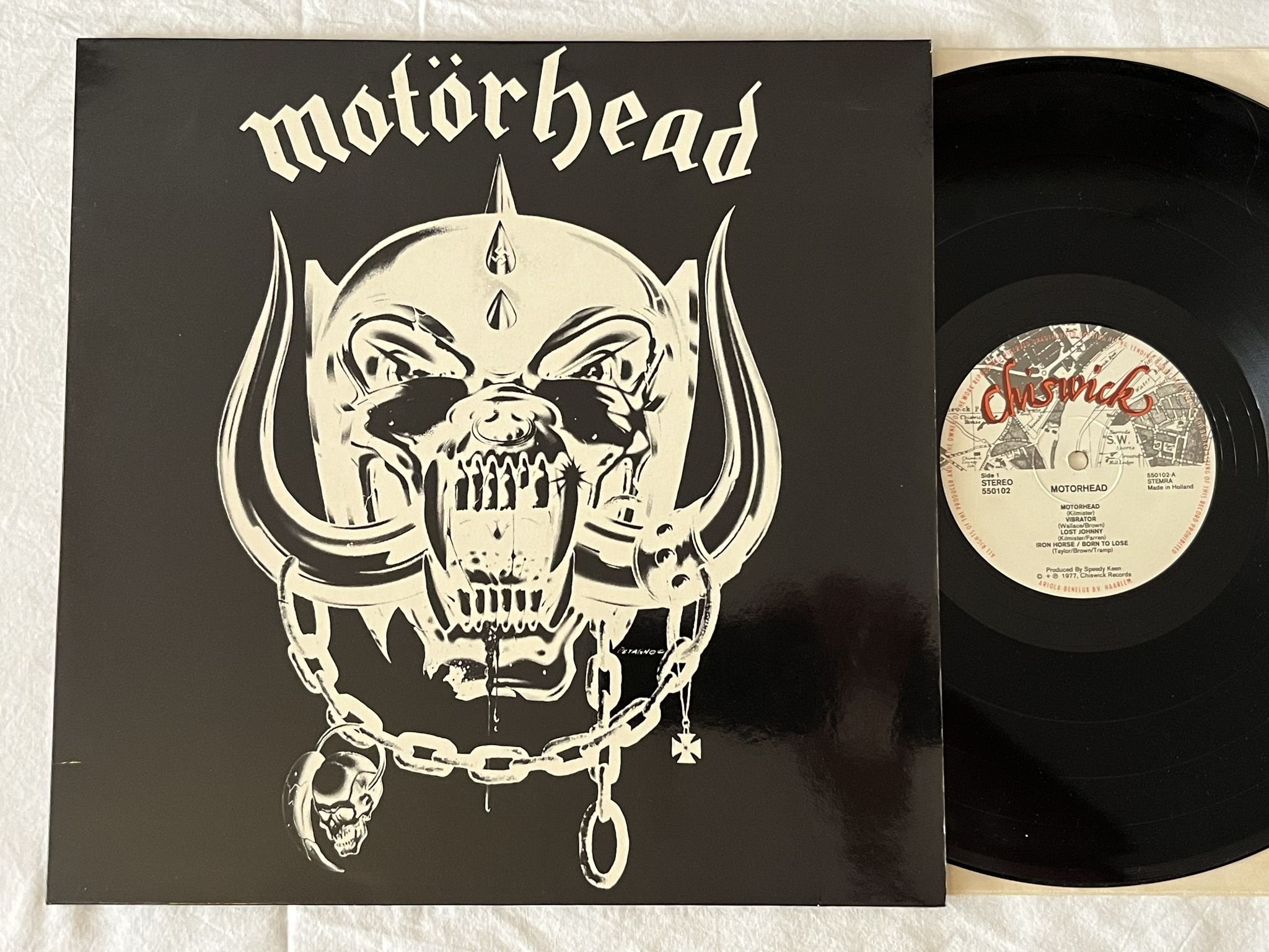 Omslagsbild för skivan MOTÖRHEAD s/t LP -77 Hol CHISWICK 550102 *** RARE ALBUM ***