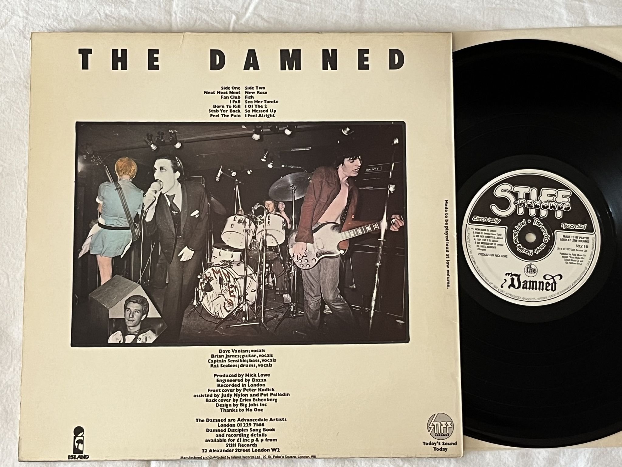 Omslagsbild för skivan THE DAMNED Damned Damned Damned LP -77 UK STIFF SEEZ-1 *** PUNK ROCK ***
