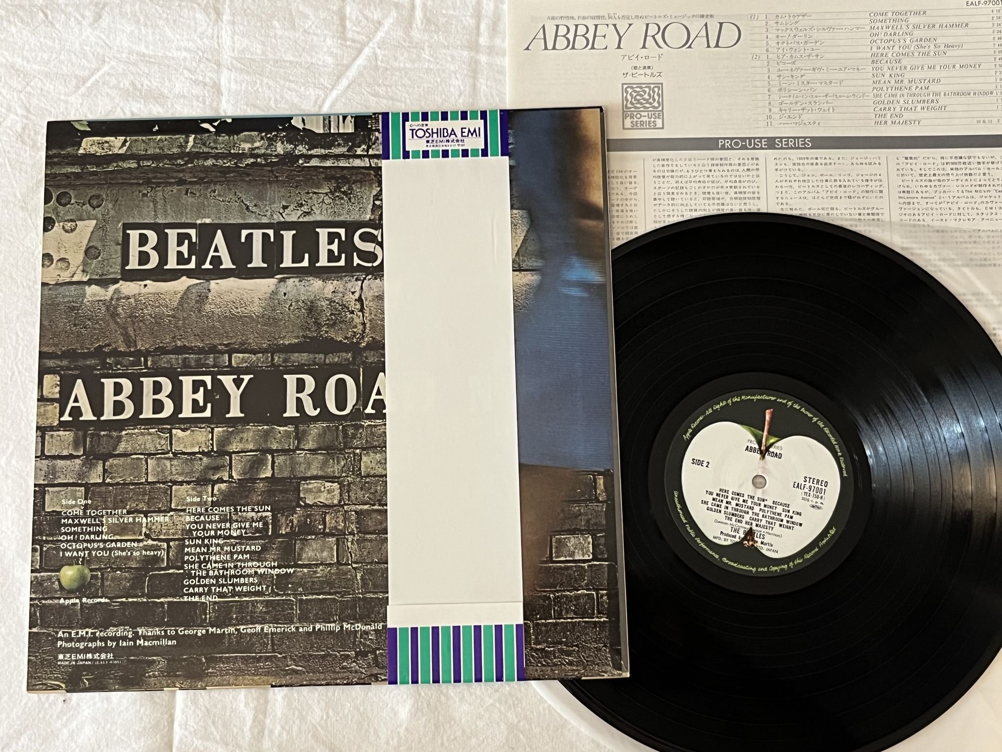 Omslagsbild för skivan THE BEATLES abbey road LP -78 Japan APPLE EALF-97001 ** Audiophile **