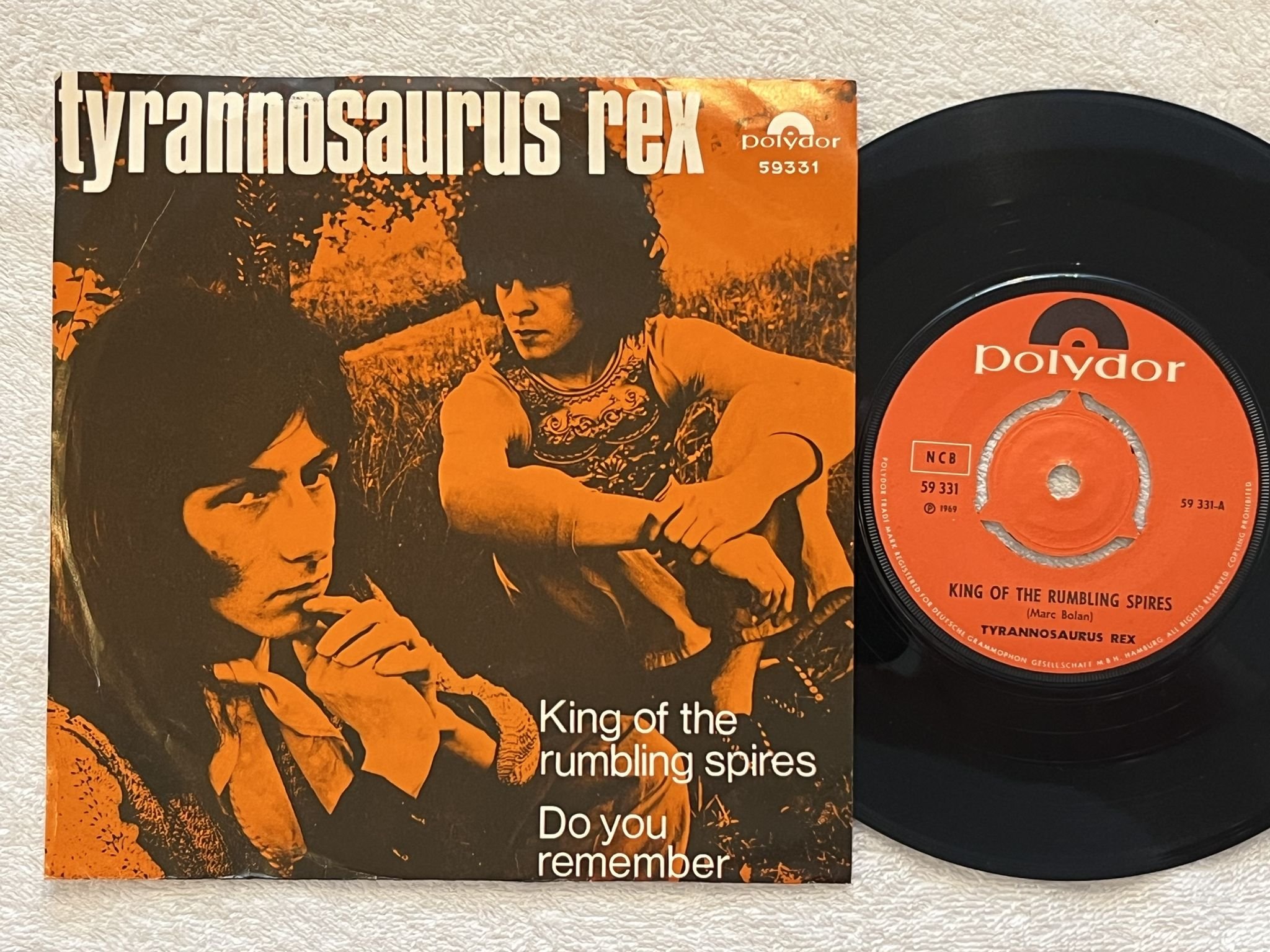 Omslagsbild för skivan TYRANNOSAURUS REX King Of The Rumbling 7" -69 Norway POLYDOR 59331 ** RARE **