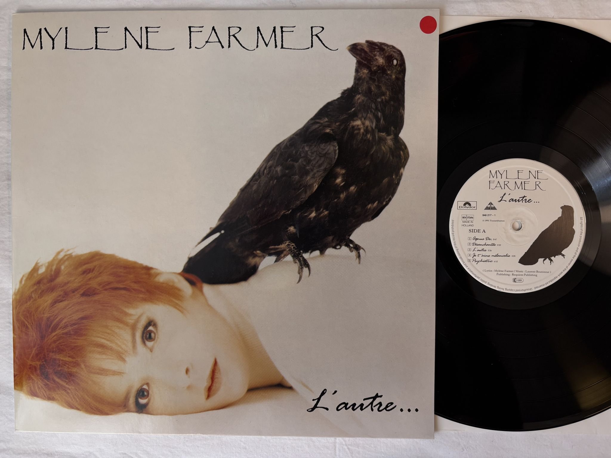 Omslagsbild för skivan MYLENE FARMER L'Autre... LP -91 POLYDOR 849 217-1