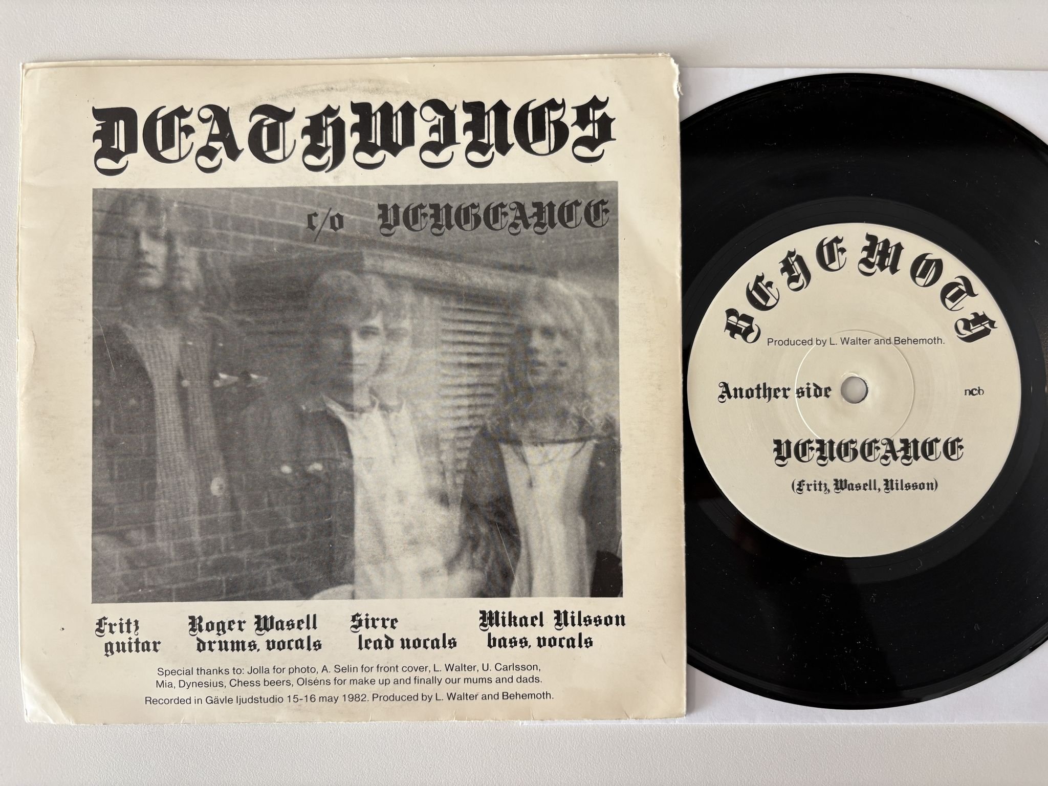 Omslagsbild för skivan BEHEMOTH Deathwings 7" -82 Swe self released SJ-666 *** RARE METAL ***